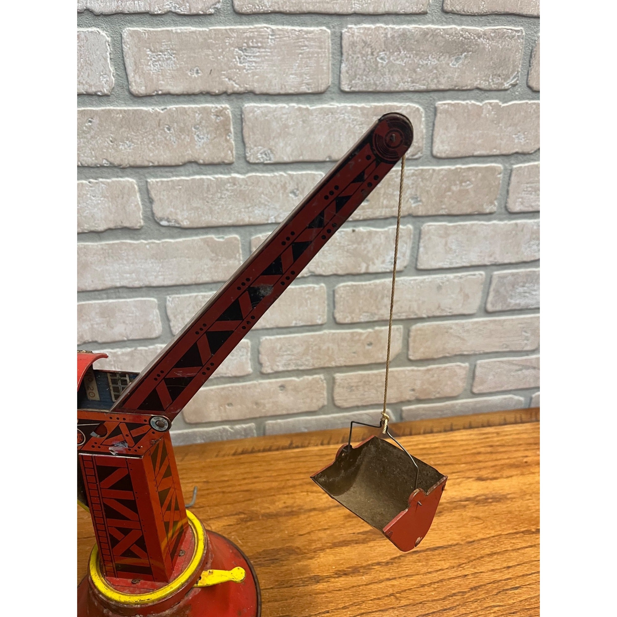 Vintage Wolverine Tin Litho Child's Toy Crane Shovel No. 20 - Works