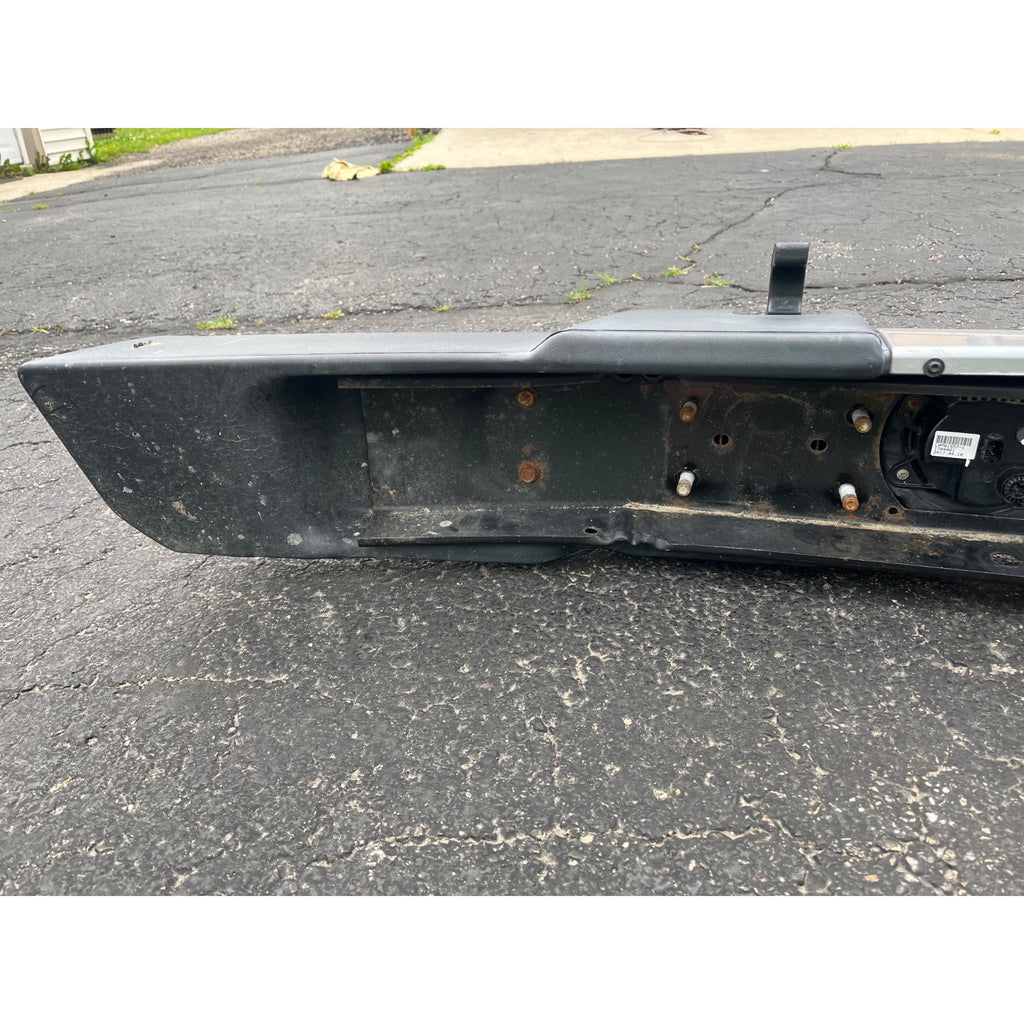 Jeep Wrangler Front Bumper OEM (2011-2018) w/ Fog Lights