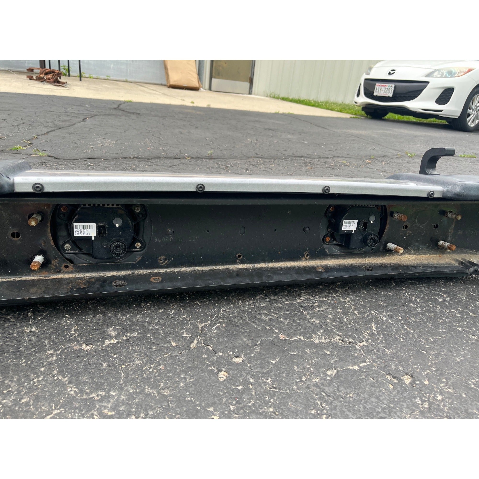 Jeep Wrangler Front Bumper OEM (2011-2018) w/ Fog Lights