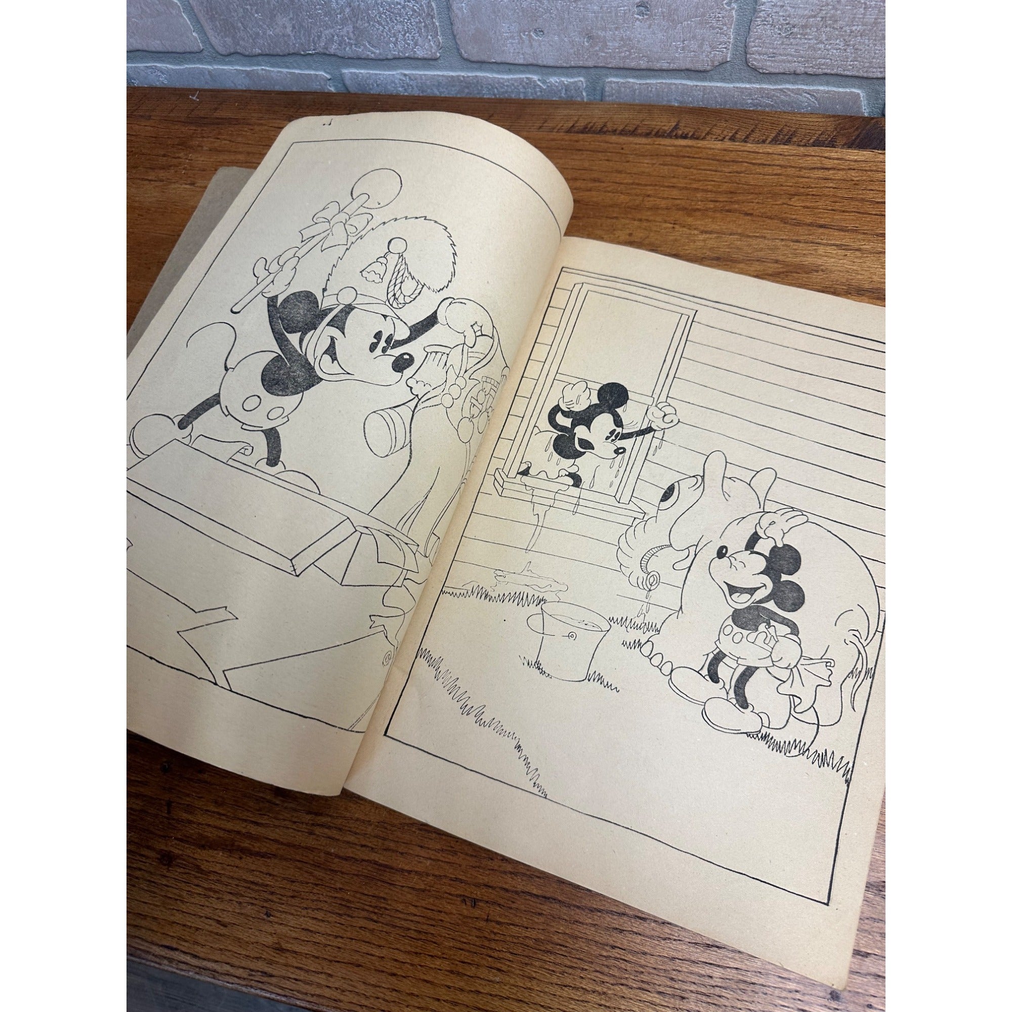 Vintage The Walt Disney Paint Book 48-Pages Mickey Mouse 1970s Reissue