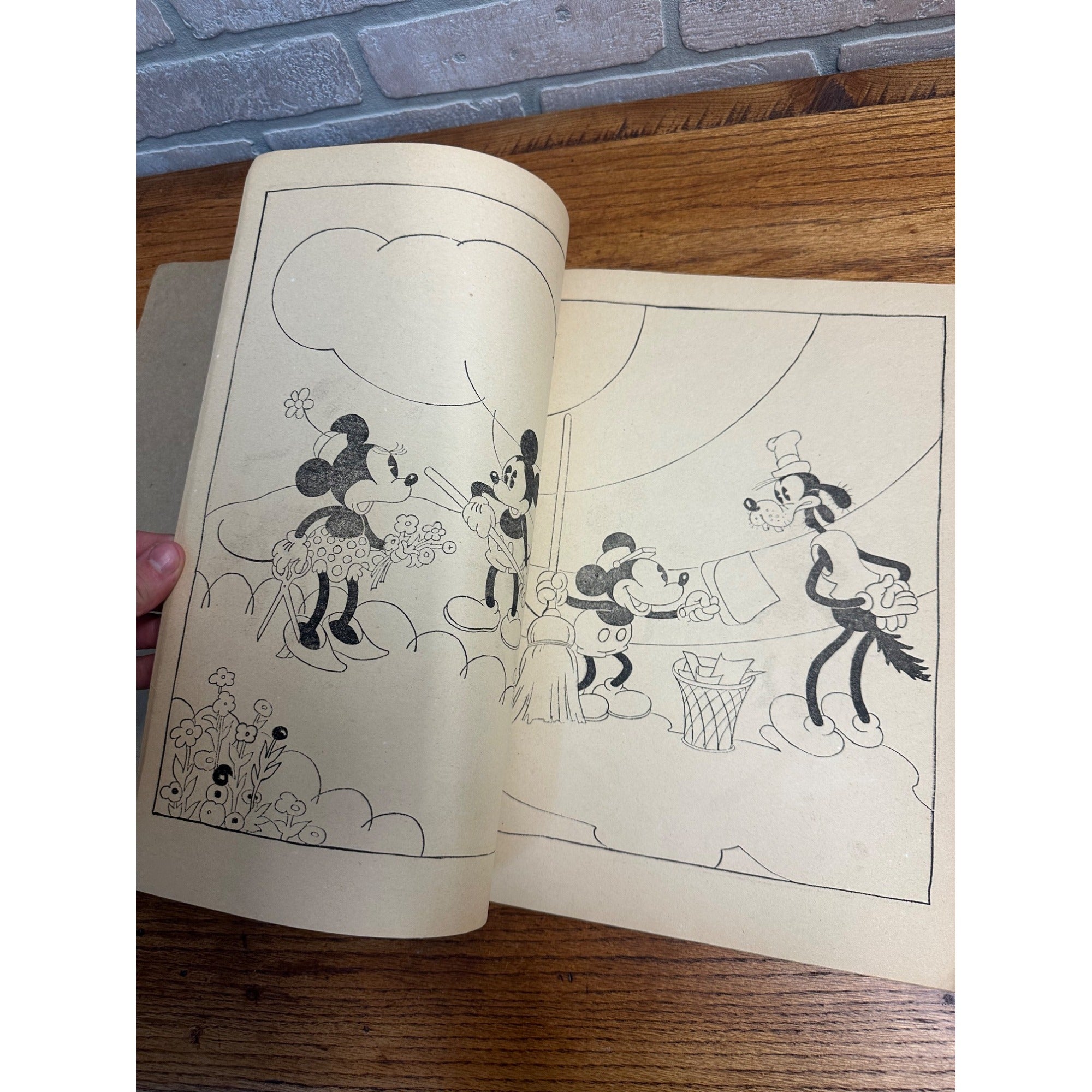 Vintage The Walt Disney Paint Book 48-Pages Mickey Mouse 1970s Reissue