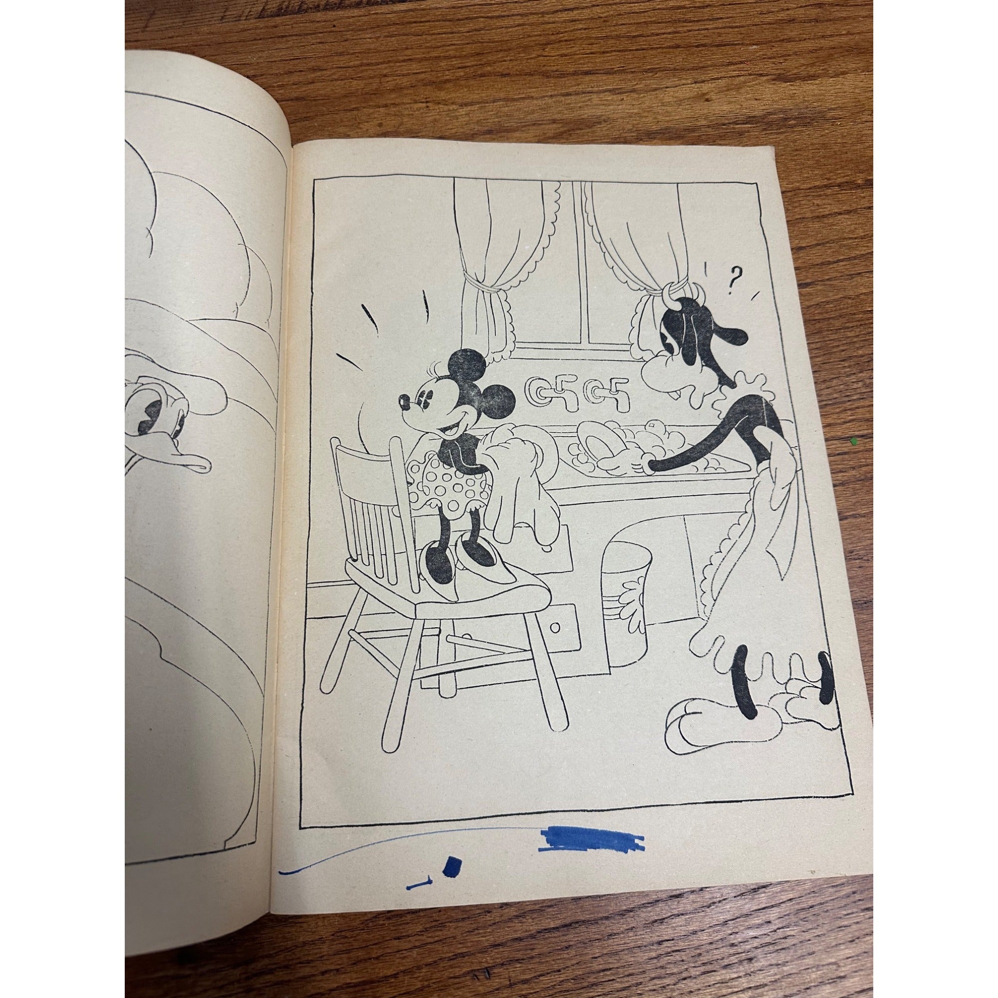 Vintage The Walt Disney Paint Book 48-Pages Mickey Mouse 1970s Reissue