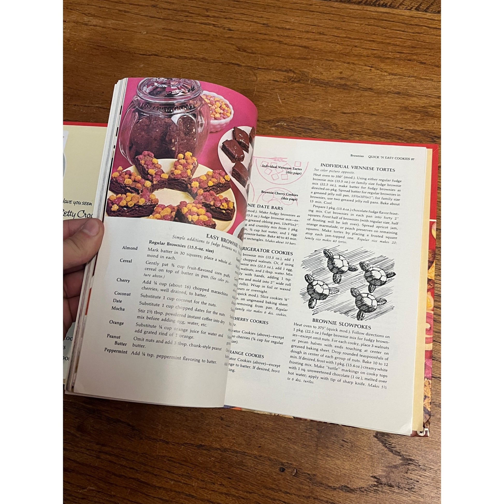 Betty Crocker's Cooky Book Illustrated 1973 Edition Recipes Spiral Binding