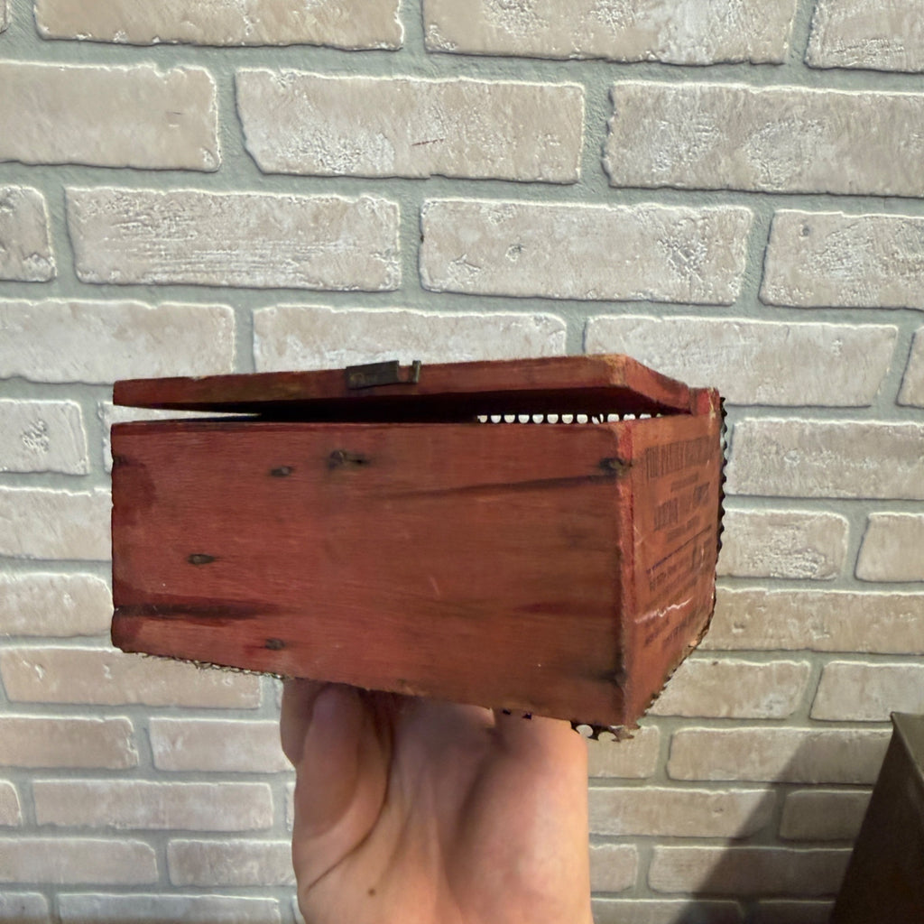 RARE RARE Primitive Antique 19th c. Abingdon Family Mouse Trap Wood Illinois
