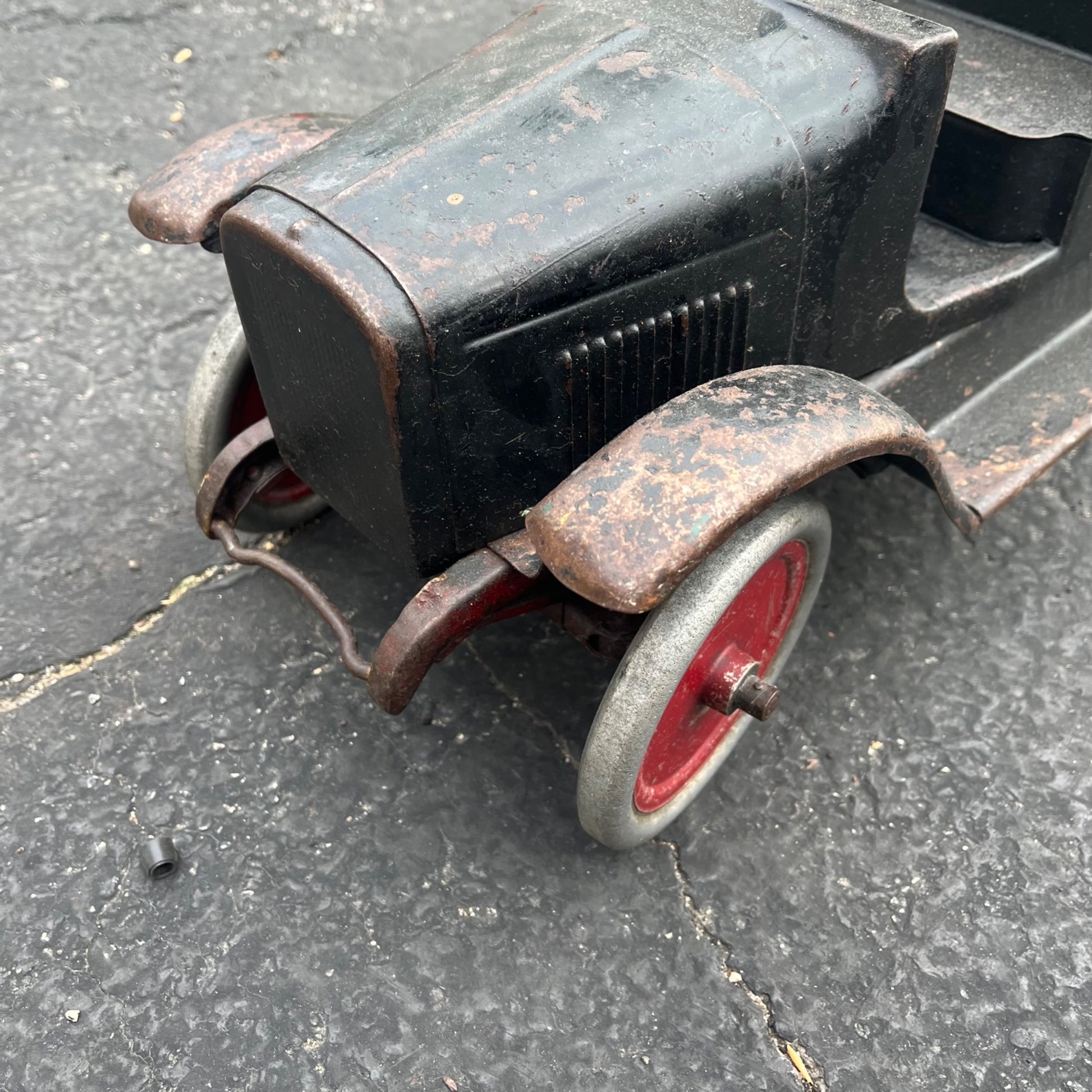 Vintage 1920s Buddy L Black Dump Truck Chain Driven Pressed Steel Toy