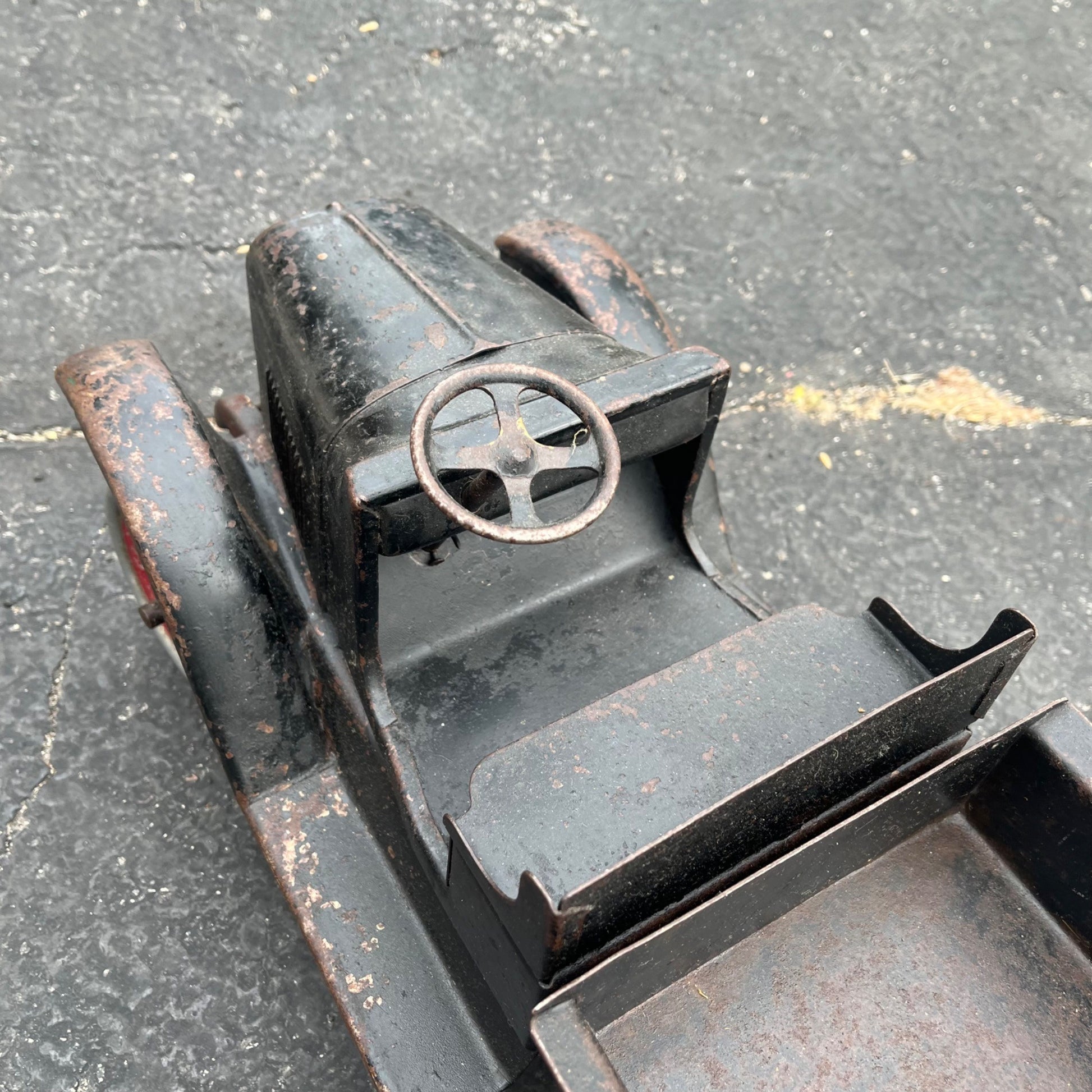 Vintage 1920s Buddy L Black Dump Truck Chain Driven Pressed Steel Toy