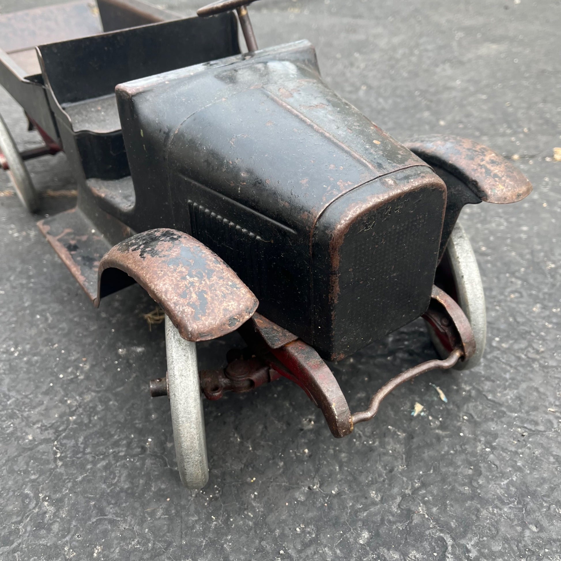 Vintage 1920s Buddy L Black Dump Truck Chain Driven Pressed Steel Toy