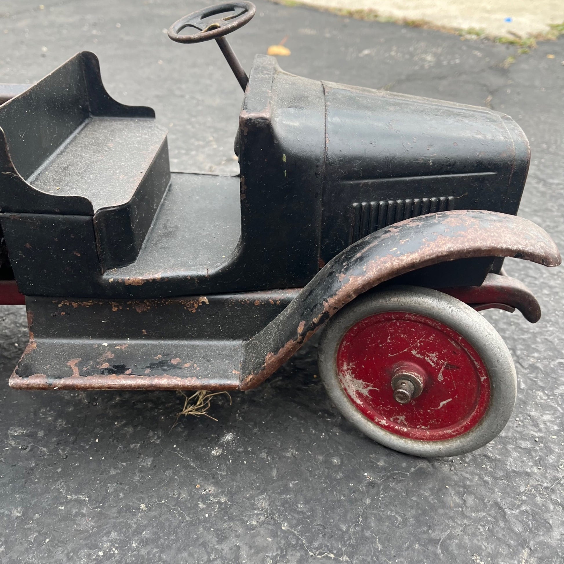 Vintage 1920s Buddy L Black Dump Truck Chain Driven Pressed Steel Toy
