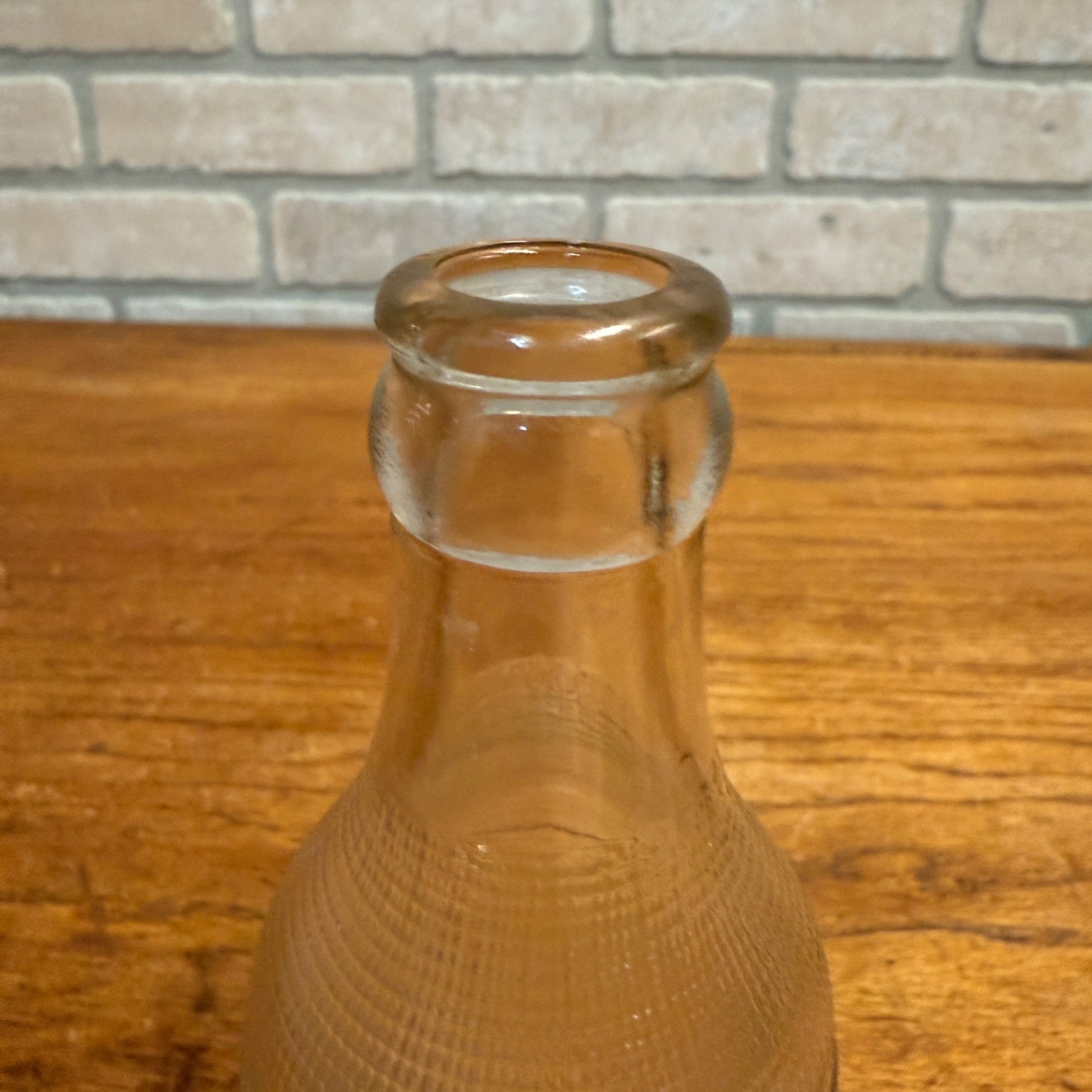 Vintage Jung Beverages - Random Lake Wis -- Prohibition Soda Bottle 7oz Beer