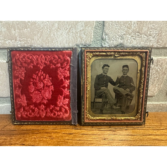 Original Indian Wars Span-Am Tintype Photo Soldiers Officer & Private + Case