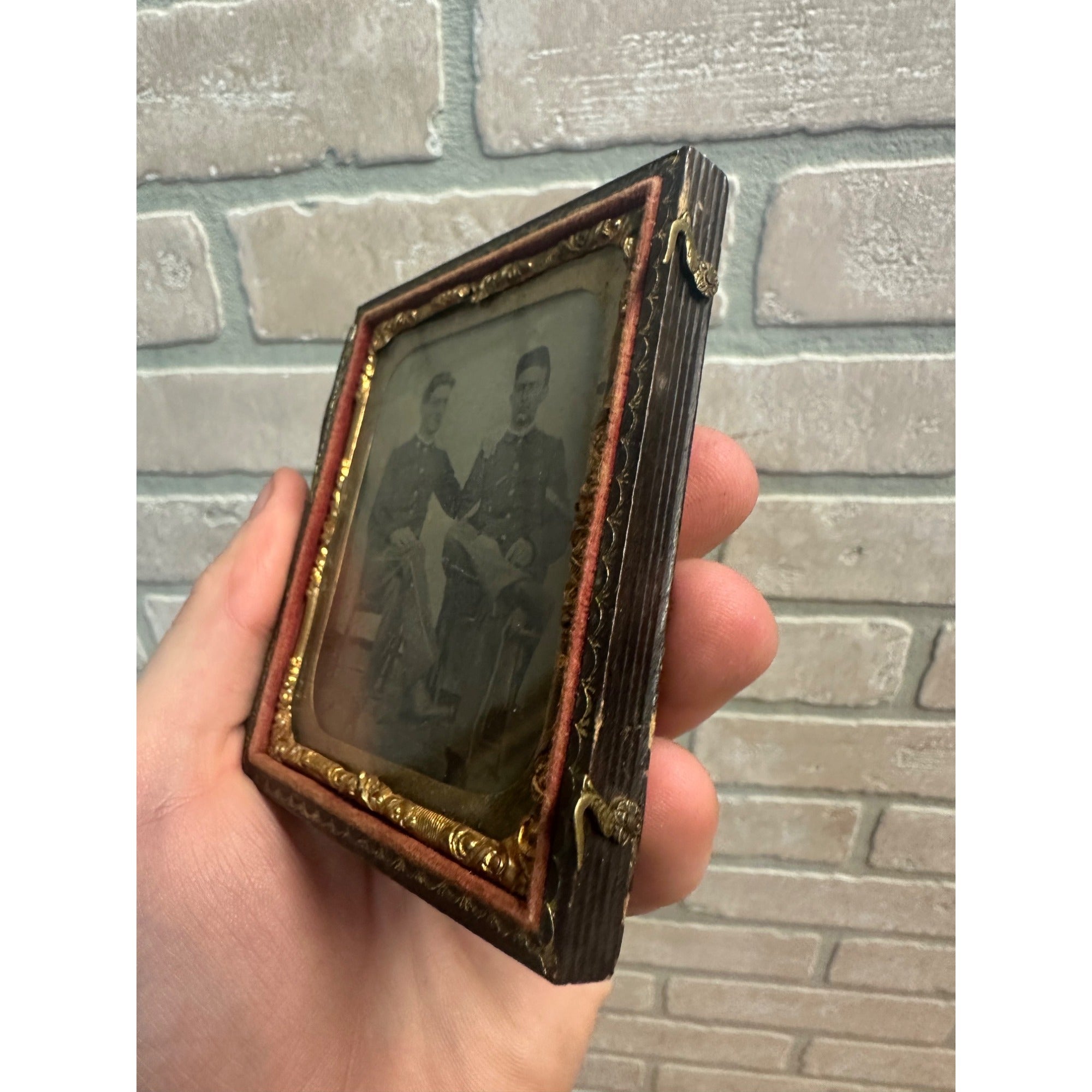 Original Indian Wars Span-Am Tintype Photo Soldiers Officer & Private + Case