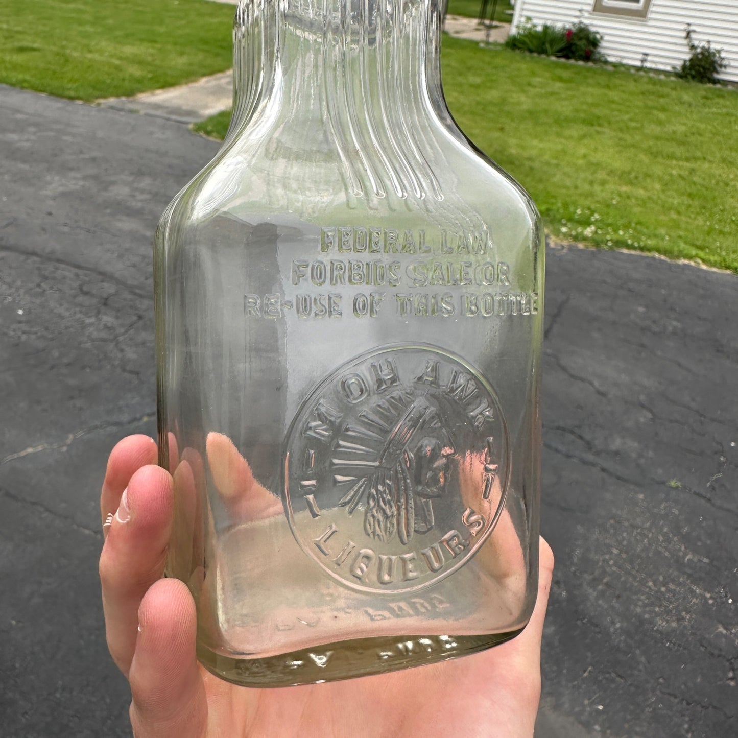 NEAT 1953 Vintage Mohawk Liqueur Liquor Whiskey Bottle Embossed Tower Shaped