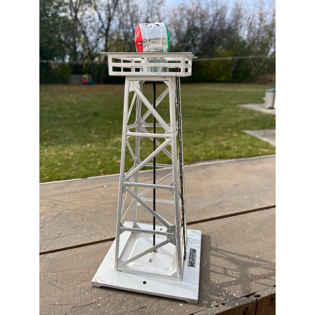 Vintage Lionel No.394 Beacon Tower Light