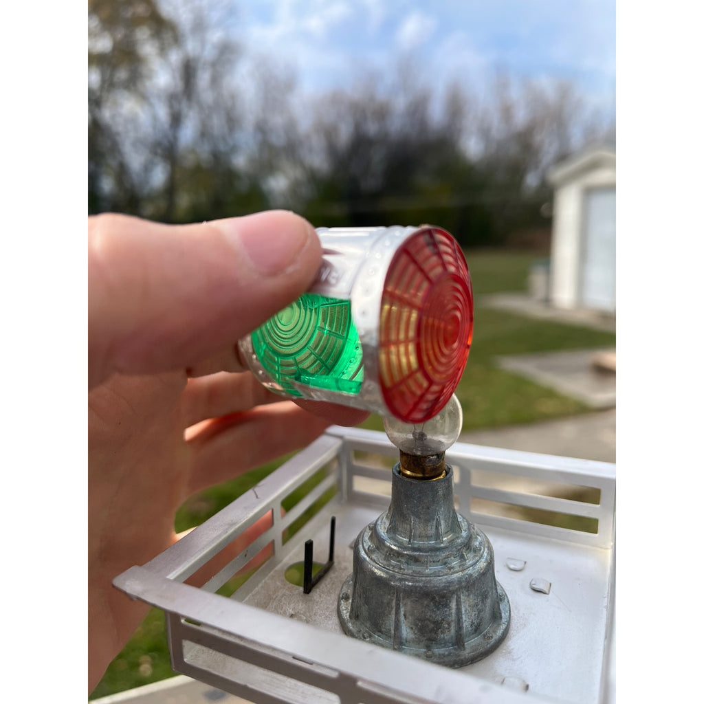 Vintage Lionel No.394 Beacon Tower Light