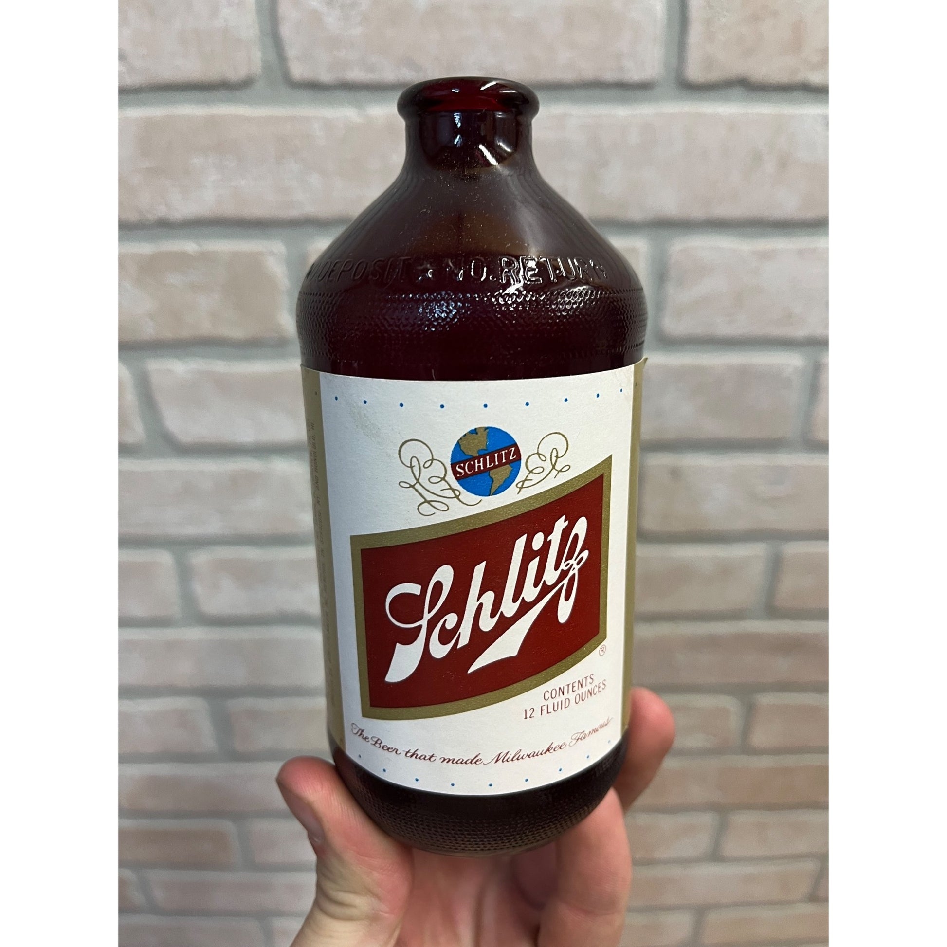 Vintage Royal Ruby Red Schlitz Beer Bottle Anchor Glass 1963 w/ Label Cone Top