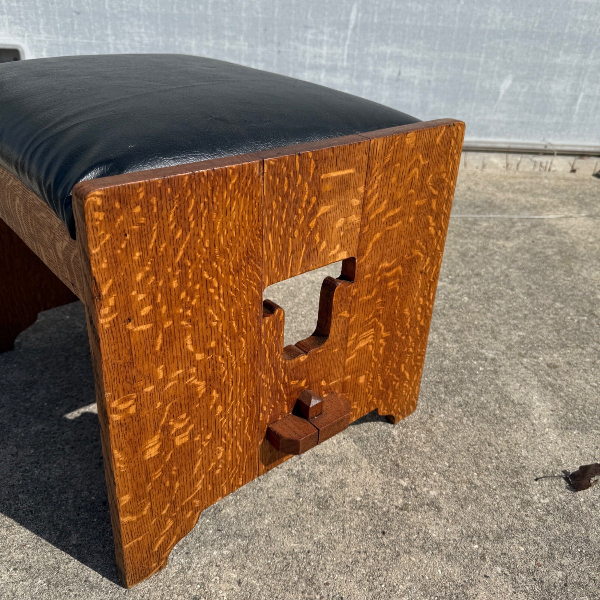 Vintage Arts & Crafts Quartersawn Oak Footstool Foot Rest Black Leater