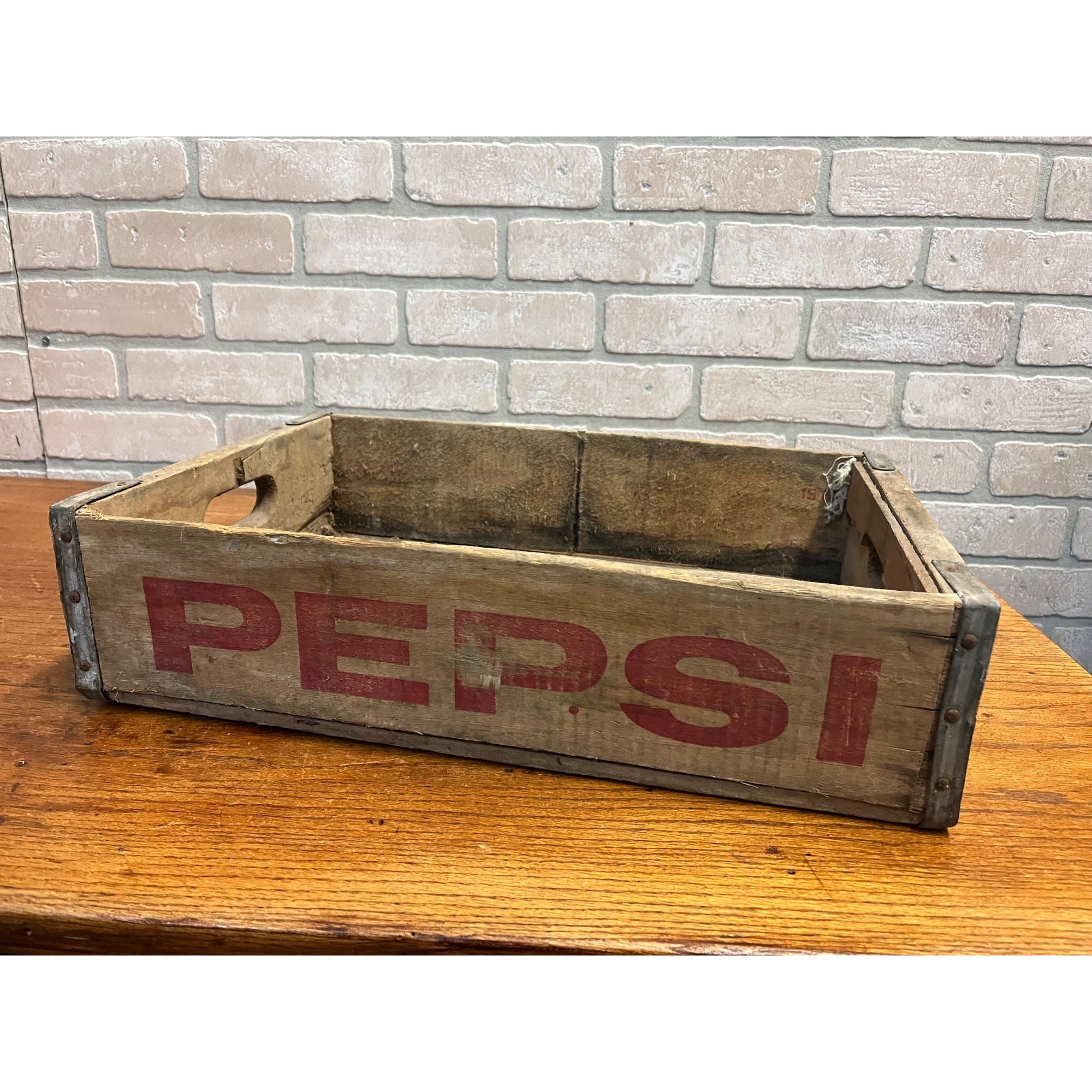 Vintage Pepsi Cola Wooden Soda Crate Bottle Carrier Case for 24 Bottles Red