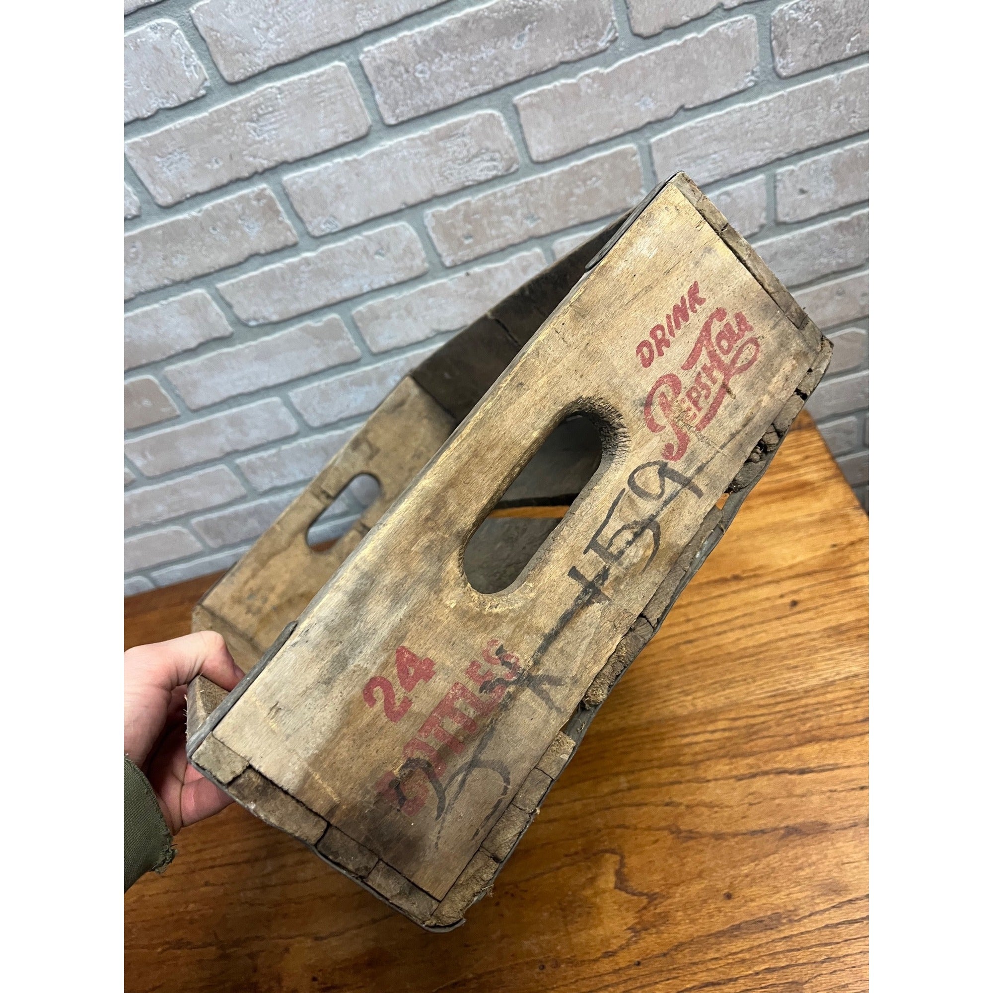 Vintage Pepsi Cola Wooden Soda Crate Bottle Carrier Case for 24 Bottles Red