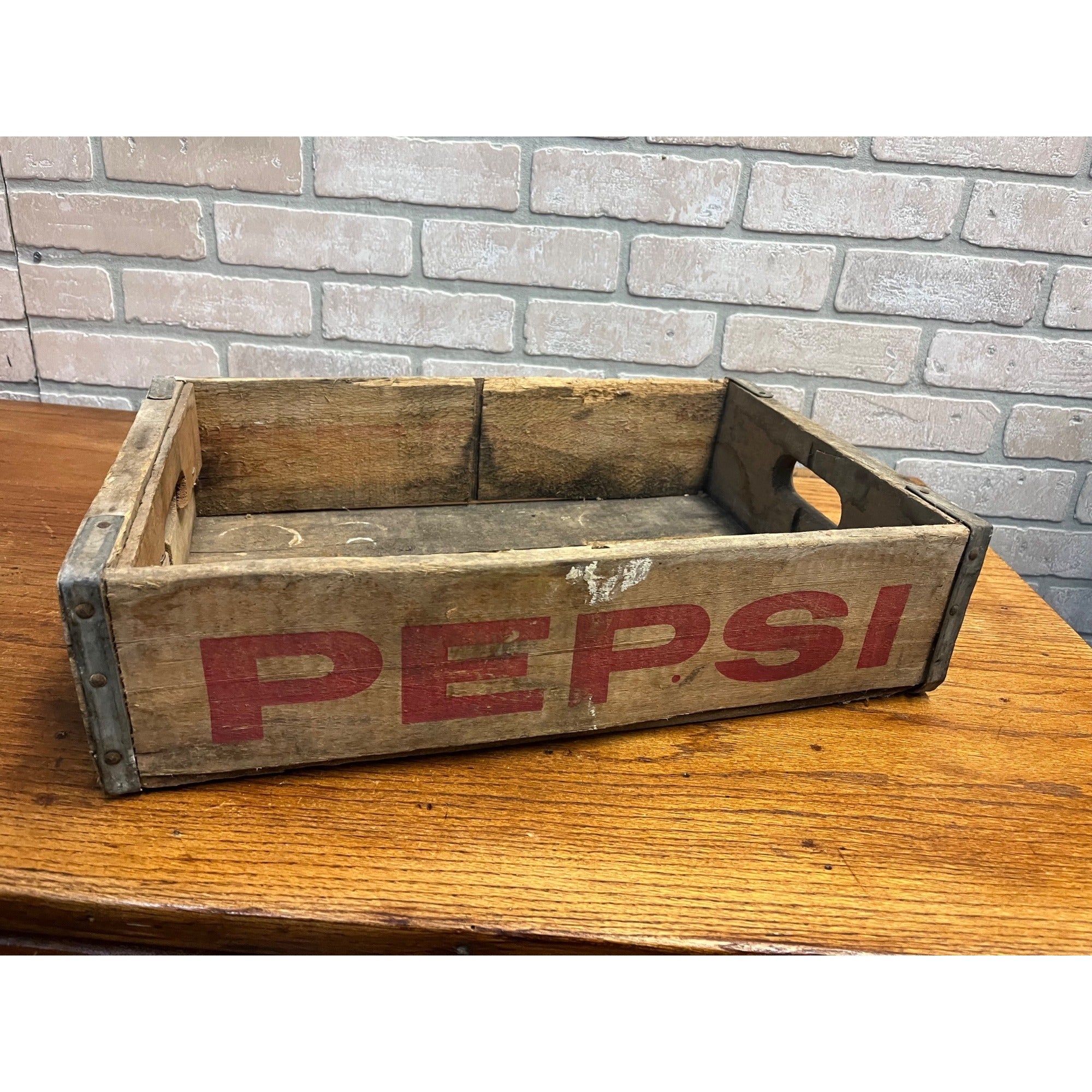 Vintage Pepsi Cola Wooden Soda Crate Bottle Carrier Case for 24 Bottles Red