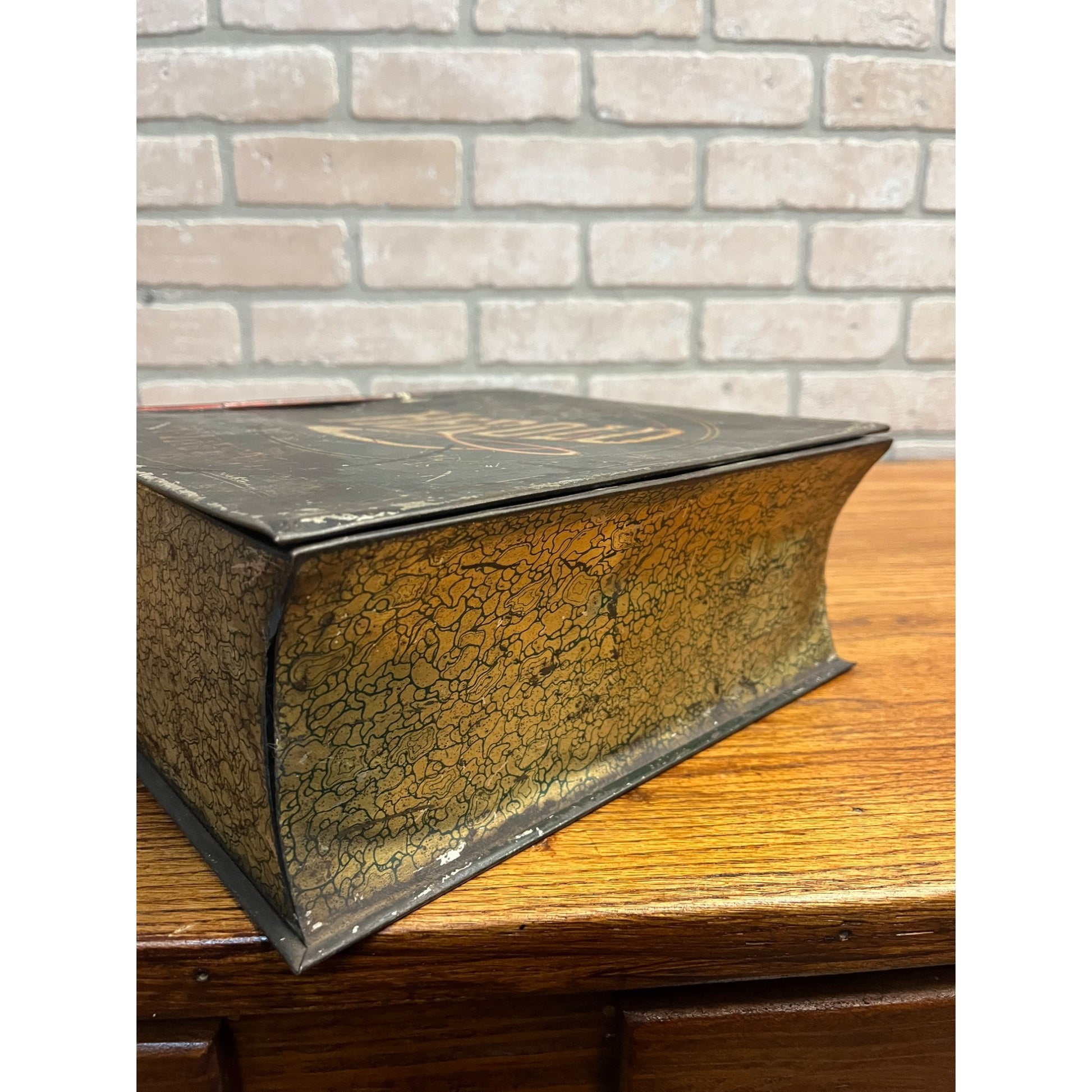Vintage The Herold Smoked Sardines Country Store Tin Box Valvatne Sunde Norway