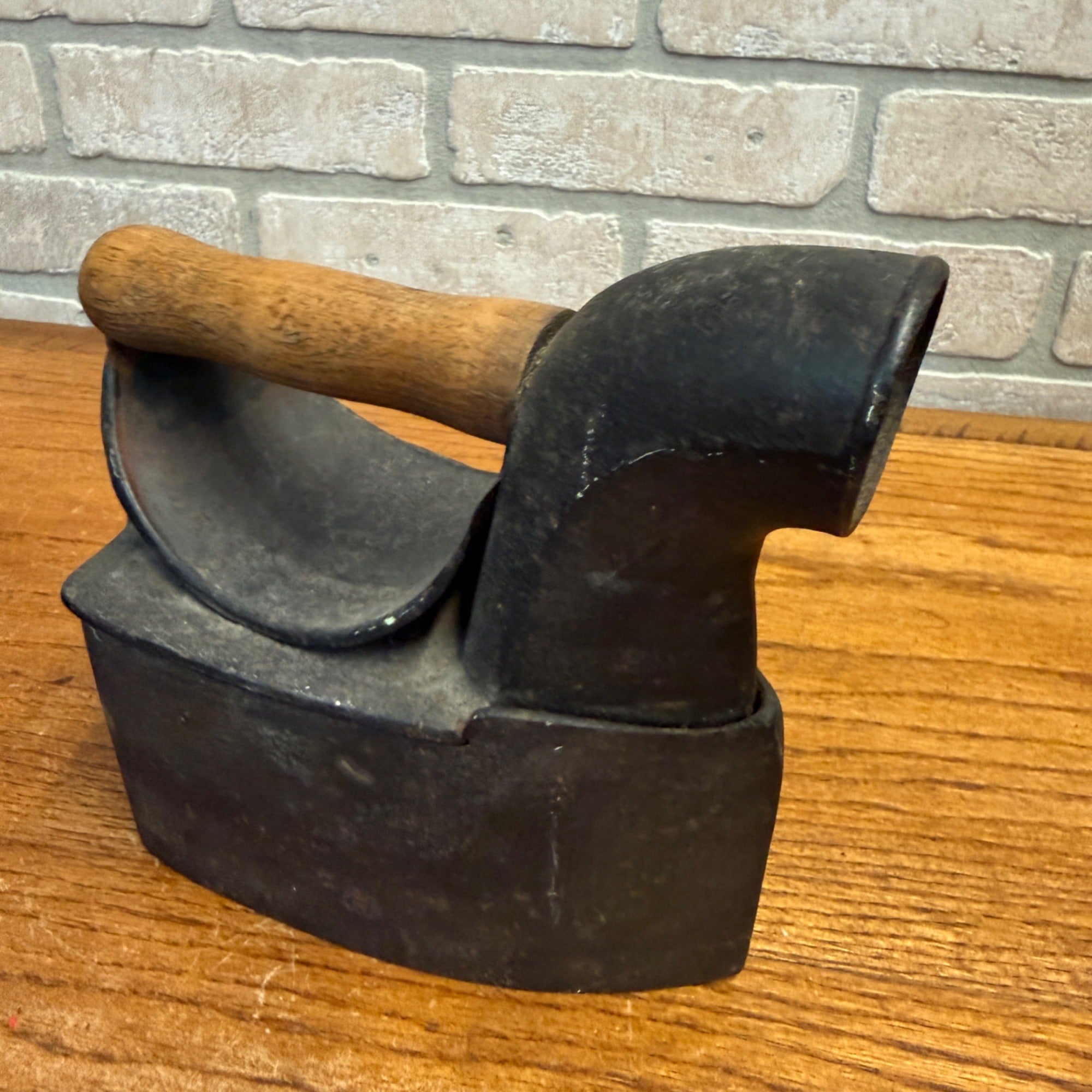 Antique Vintage Charcoal Coal Cast Iron Sad Iron Press Wood Handle
