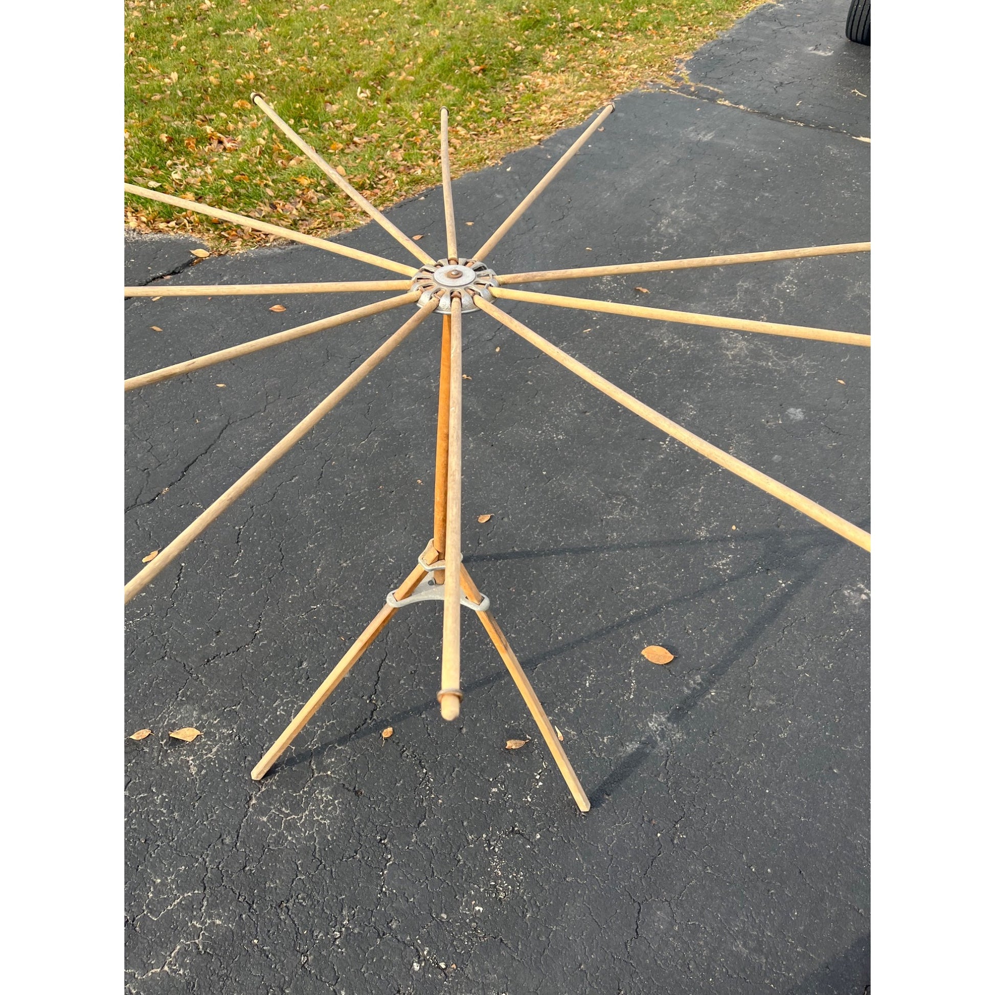 Vintage Artmoore Wood & Metal Folding 12 Arm Clothes Drying Rack Farmhouse