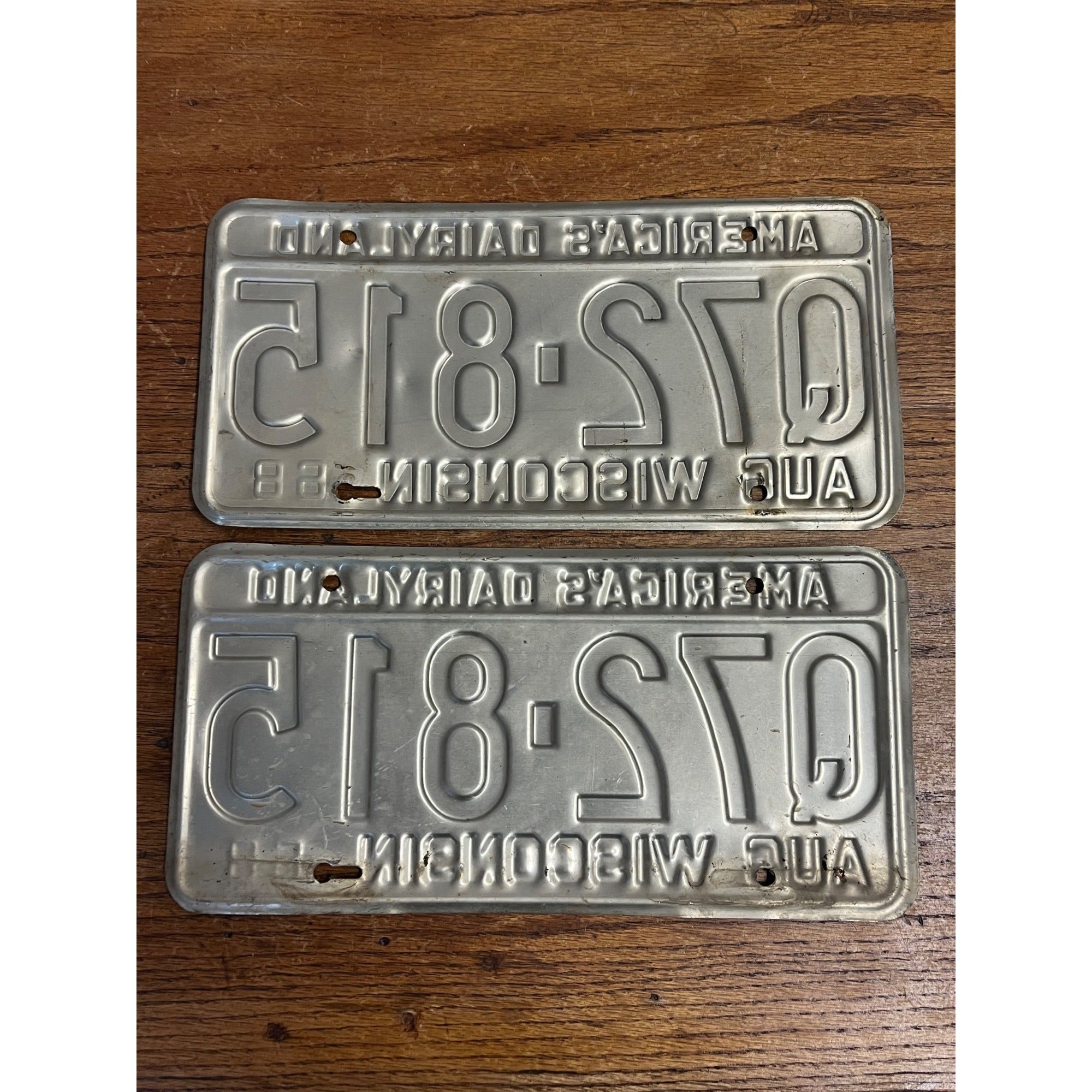 Wisconsin 1969 License Plate PAIR Vintage Q72-815