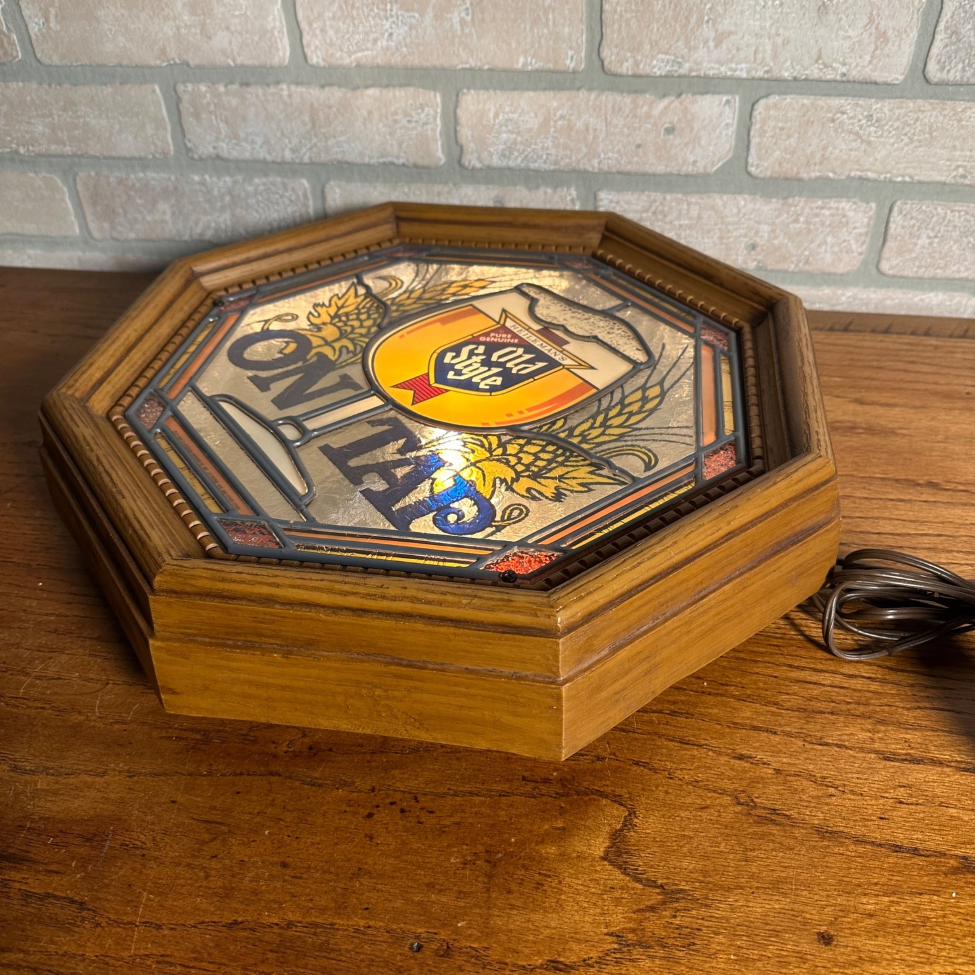 Vintage 1980 Heileman's Old Style Beer On Tap Lighted Bar Advertising Sign