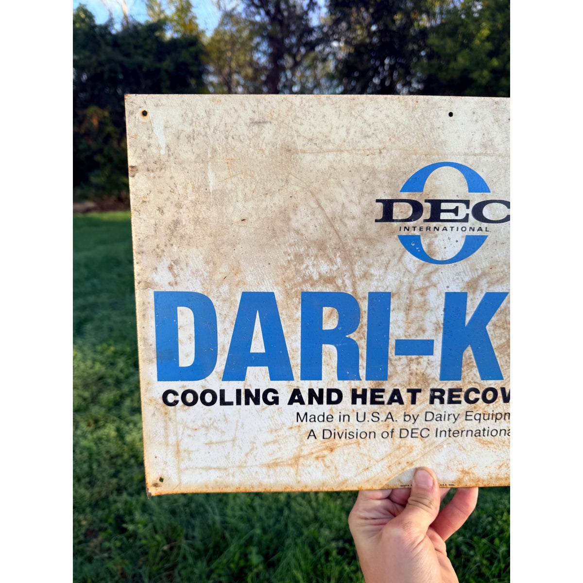 Vintage Metal Dari-Kool Cooling & Heat Farm Sign DEC Advertising Barn Tin