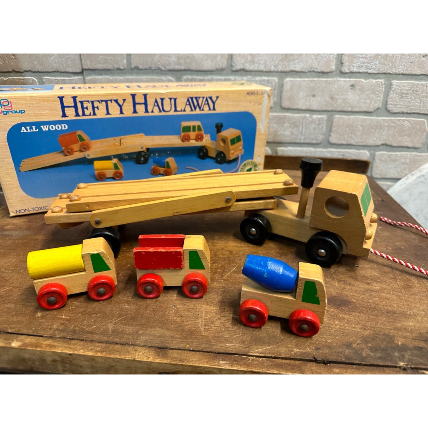 Vintage 1980s Hefty Haulaway Car Hauler Wooden Toy PlayGroup Tumbletree w/ Box