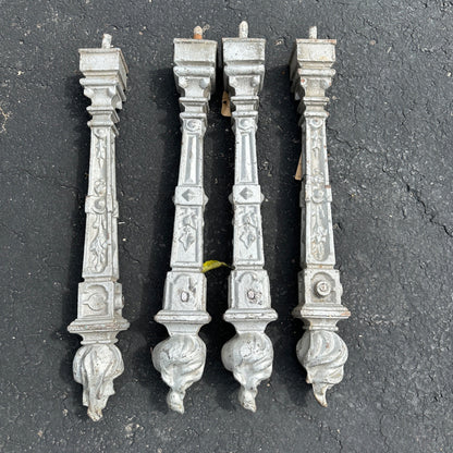 ANTIQUE 1800S CAST IRON FLAME FINIALS SHORT FENCE / HITCHING POSTS LOT (4) BOLLARDS