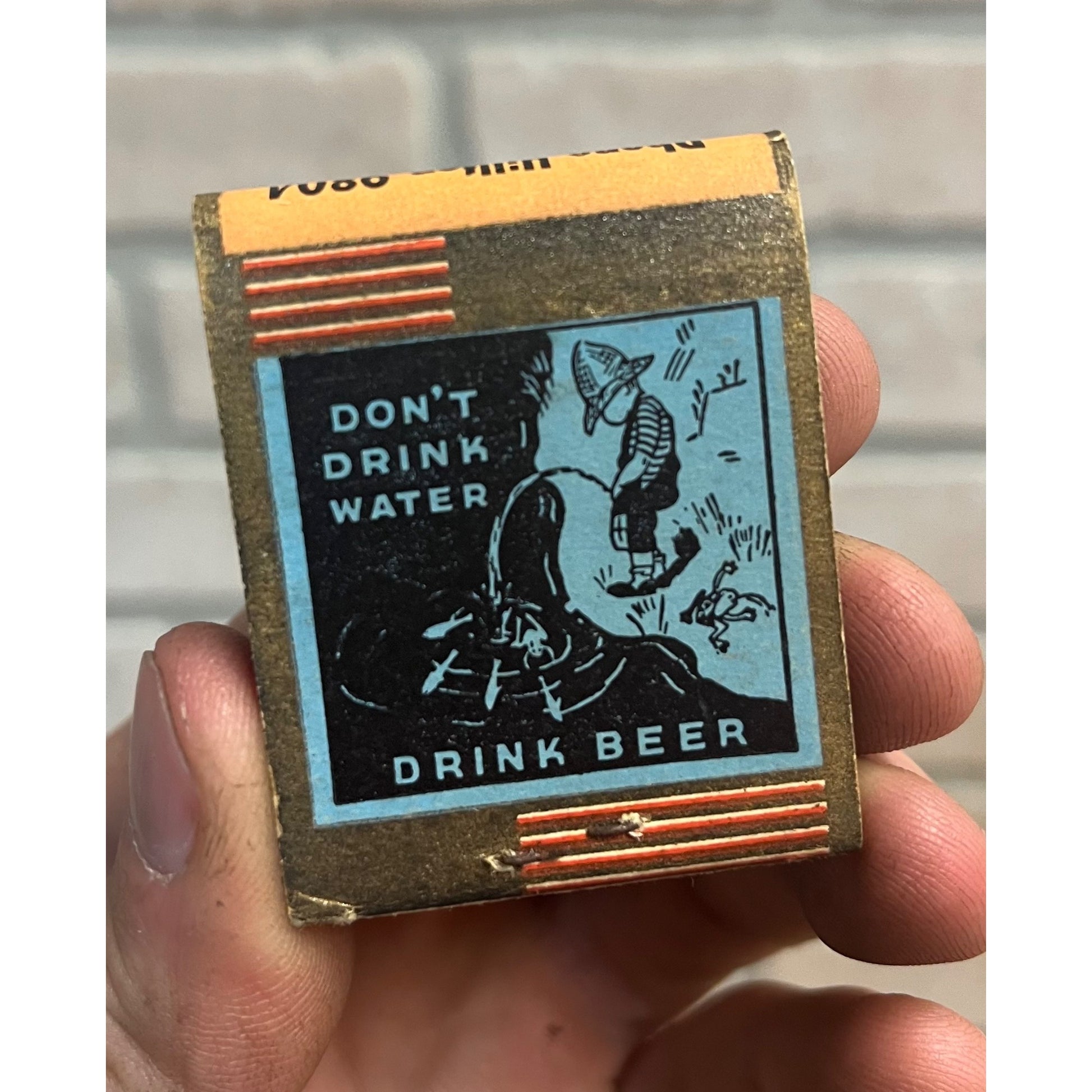 Vintage Weber Waukesha Beer Johnny's Tavern Milwaukee Wisconsin FULL Matchbook