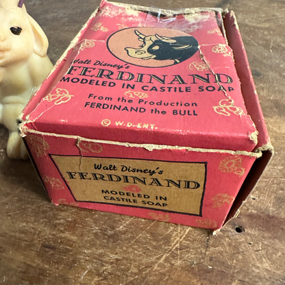 WALT DISNEY'S FERDINAND THE BULL & DOG CASTILE SOAP FIGURINE W. BOX