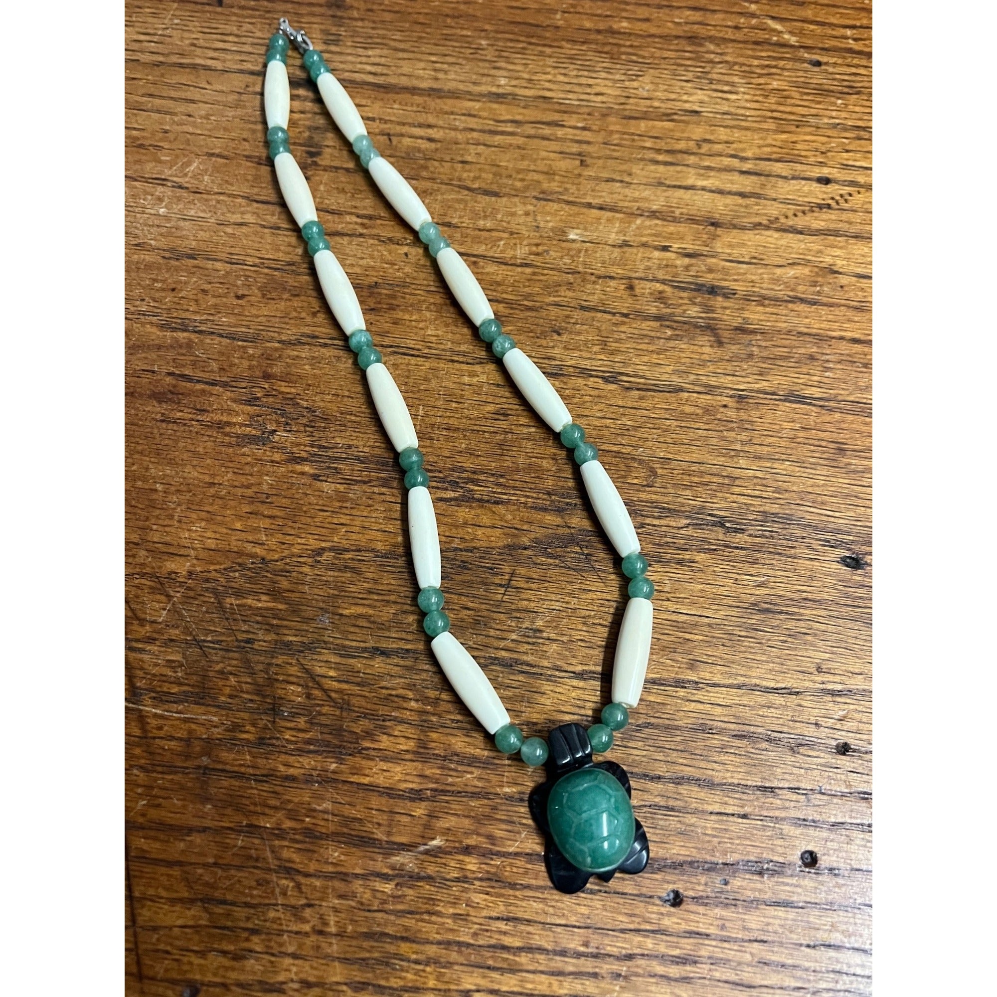 Vintage Carved Jade & Onyx Turtle Pendant Necklace w/ White Beads 10"