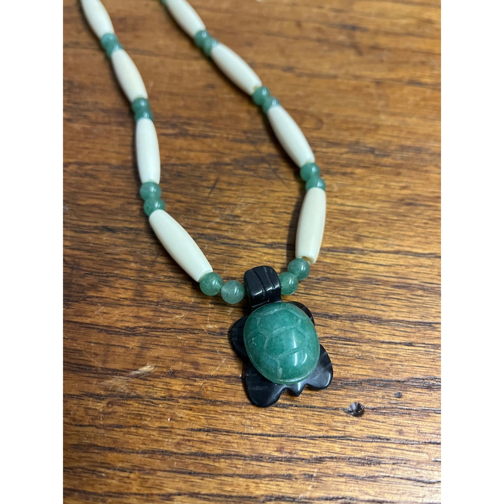 Vintage Carved Jade & Onyx Turtle Pendant Necklace w/ White Beads 10"