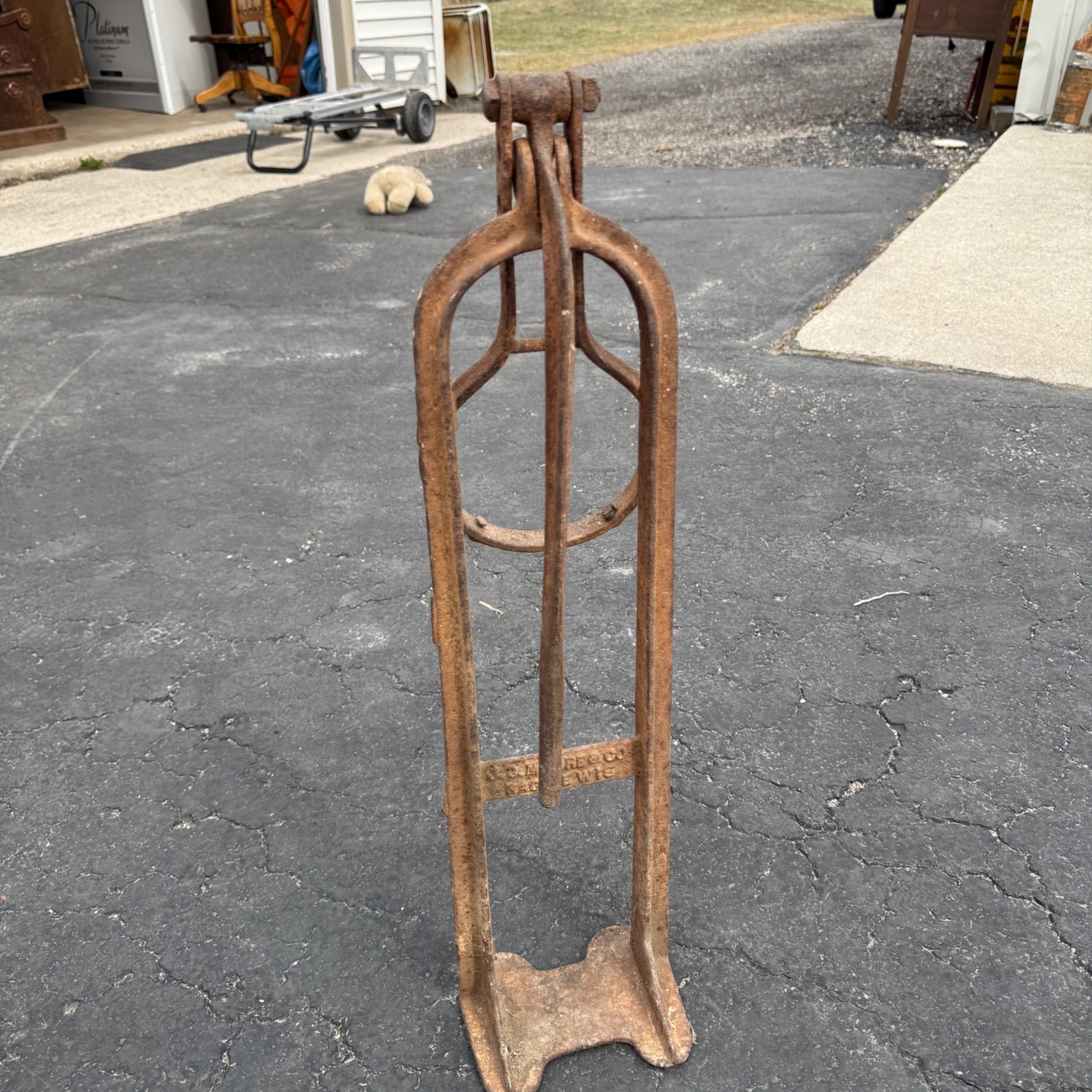 1900s ANTIQUE CAST IRON J.C.MOORE & CO. WAGON JACK STAND RACINE WIS