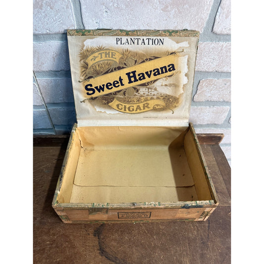 RARE Vintage 1900s Sweet Havana Wooden Cigar Box Robert Lill Manitowoc Wis