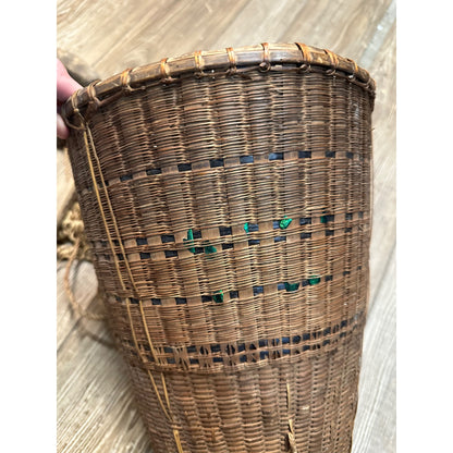 VIntage Native Indian Woven Gathering Trappers Hunting Back Pack Basket w/ Straps