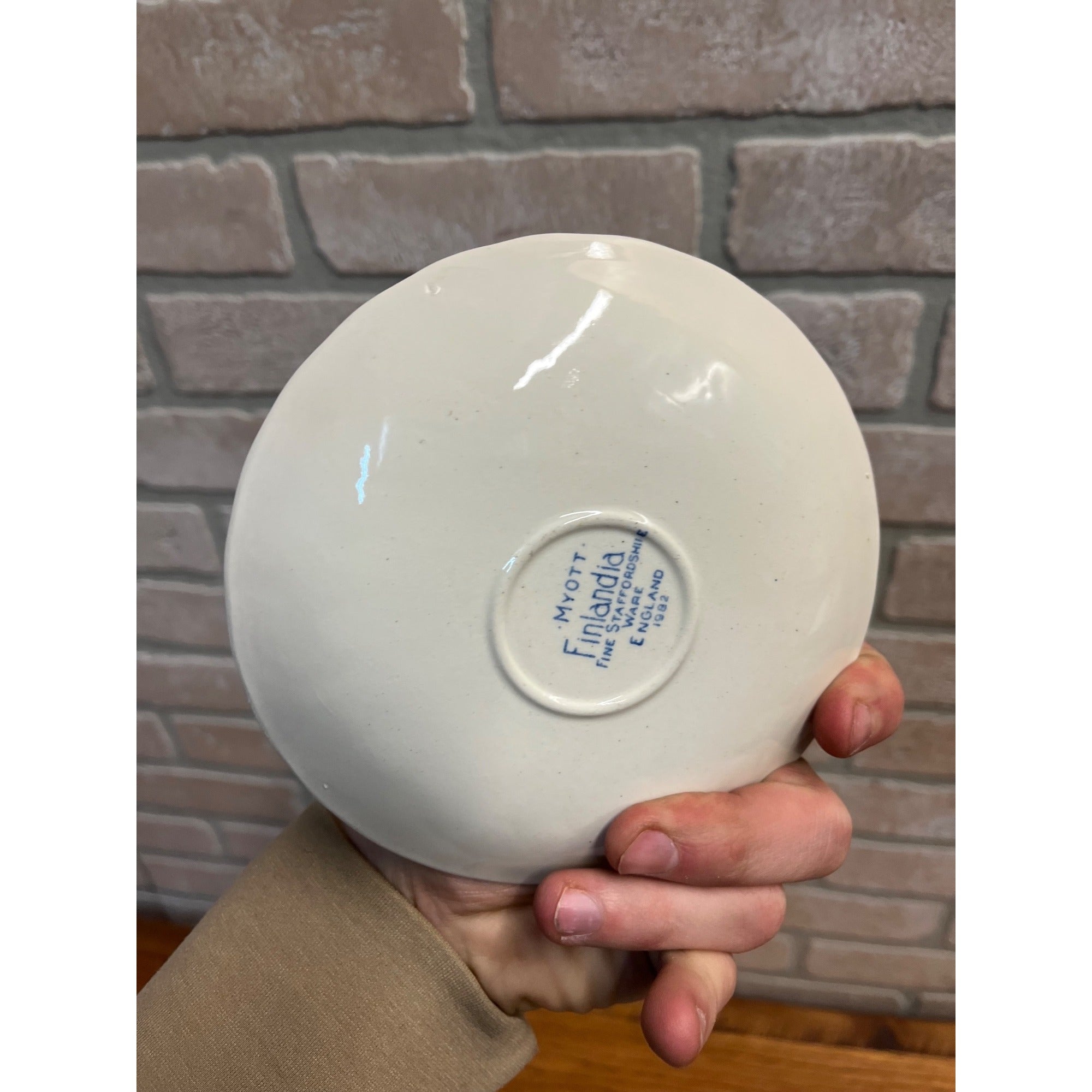 (4) Vintage Myott Finlandia 5.75" Tea Cup Saucers Staffordshire Ware Meakin