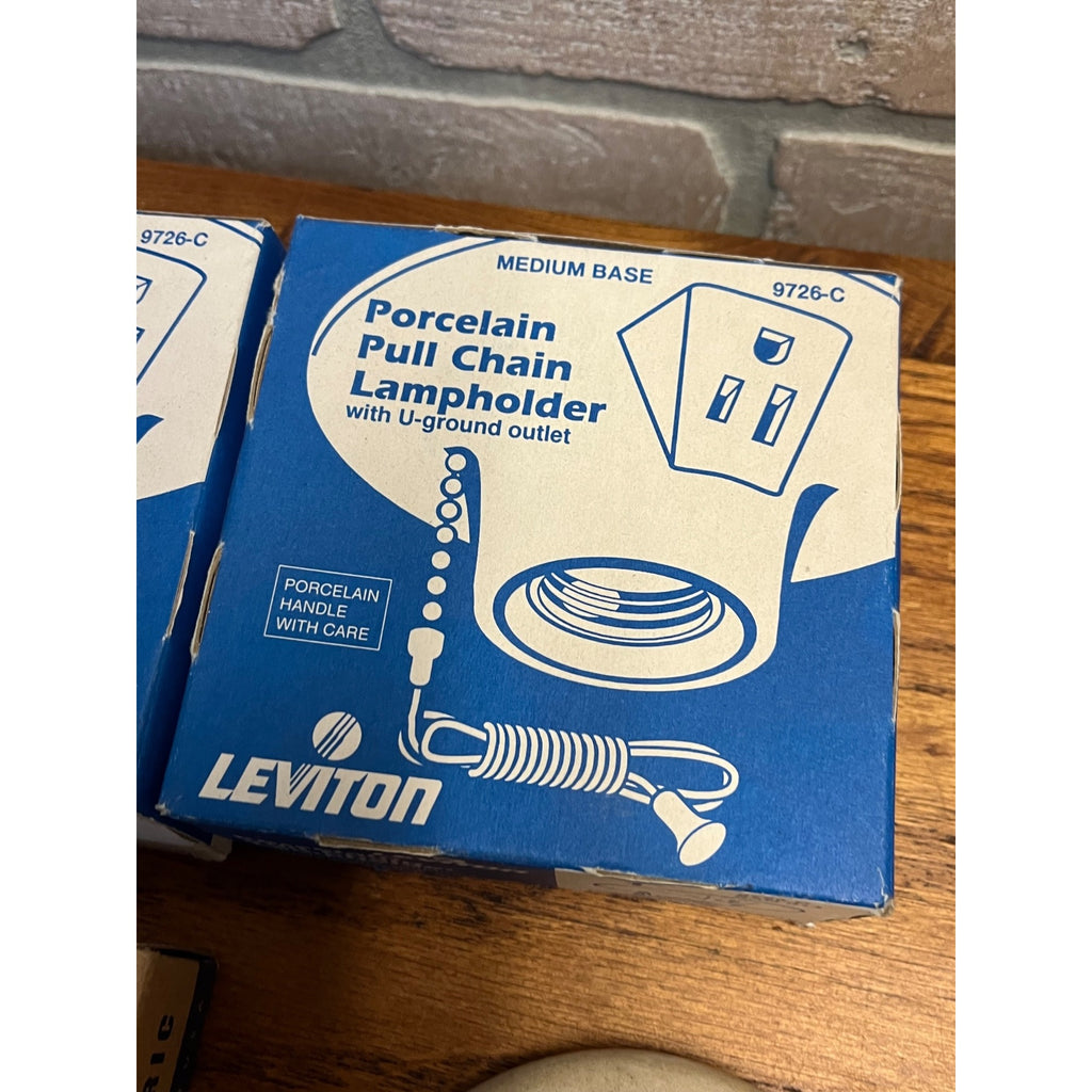 Lot Vintage Porcelain Pull Chain Lampholders Leviton GE Light Sockets
