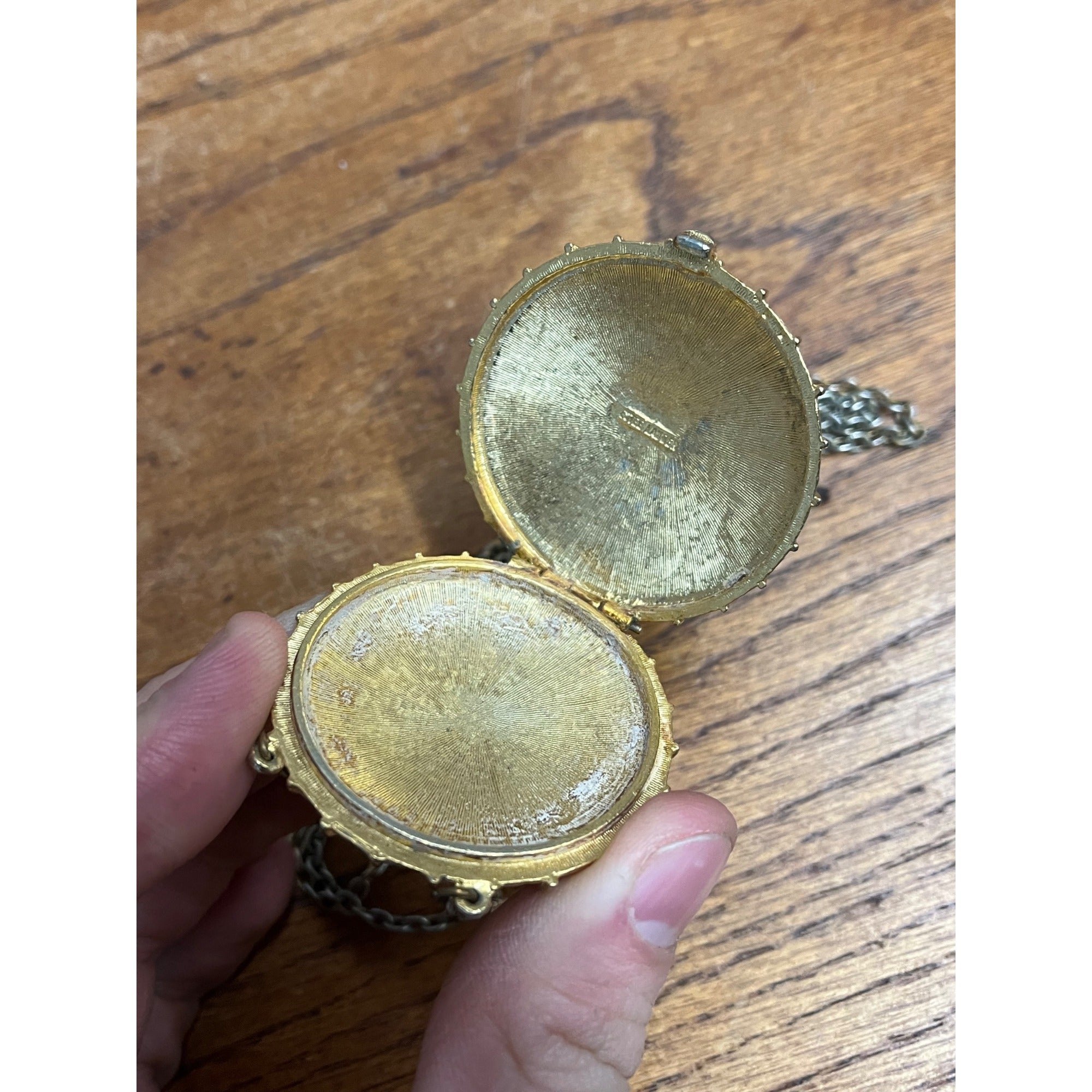 Vintage Estee Lauder Perfume Compact Necklace Gold Tone Cabochon Blue Stone