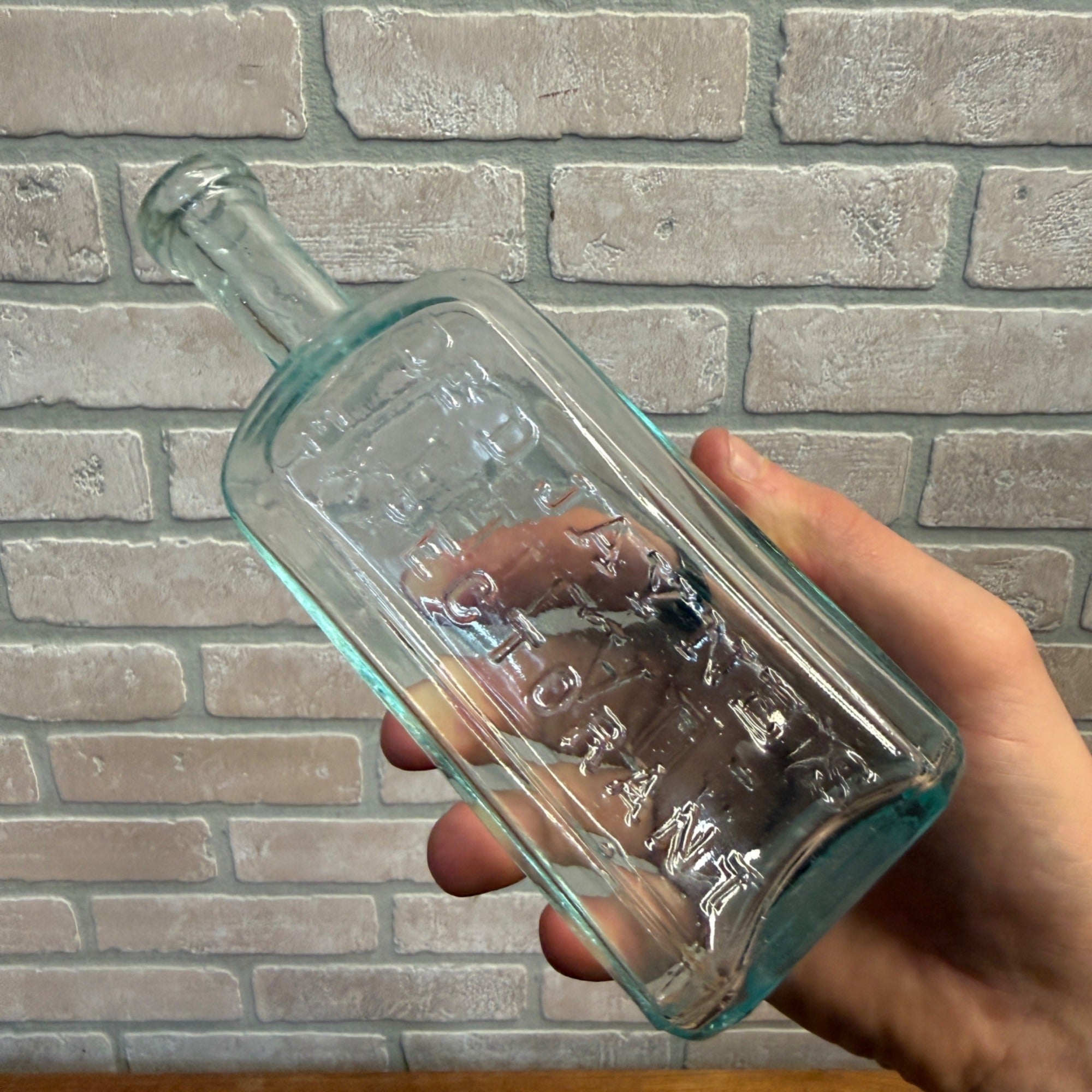 Antique 1900s circa Dr. D. Jayne's Expectorant Philadelphia PA Medicine Bottle Aqua