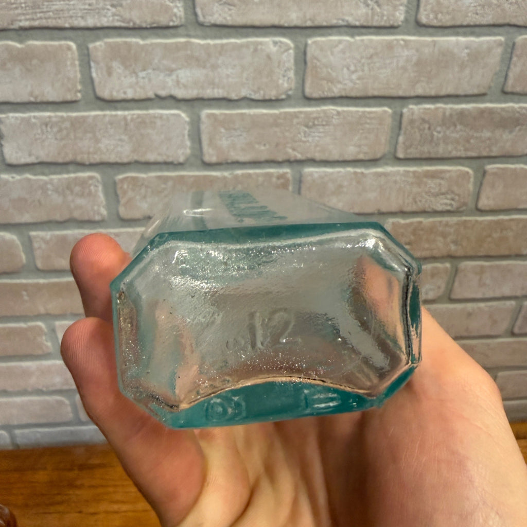 Antique 1900s circa Dr. D. Jayne's Expectorant Philadelphia PA Medicine Bottle Aqua
