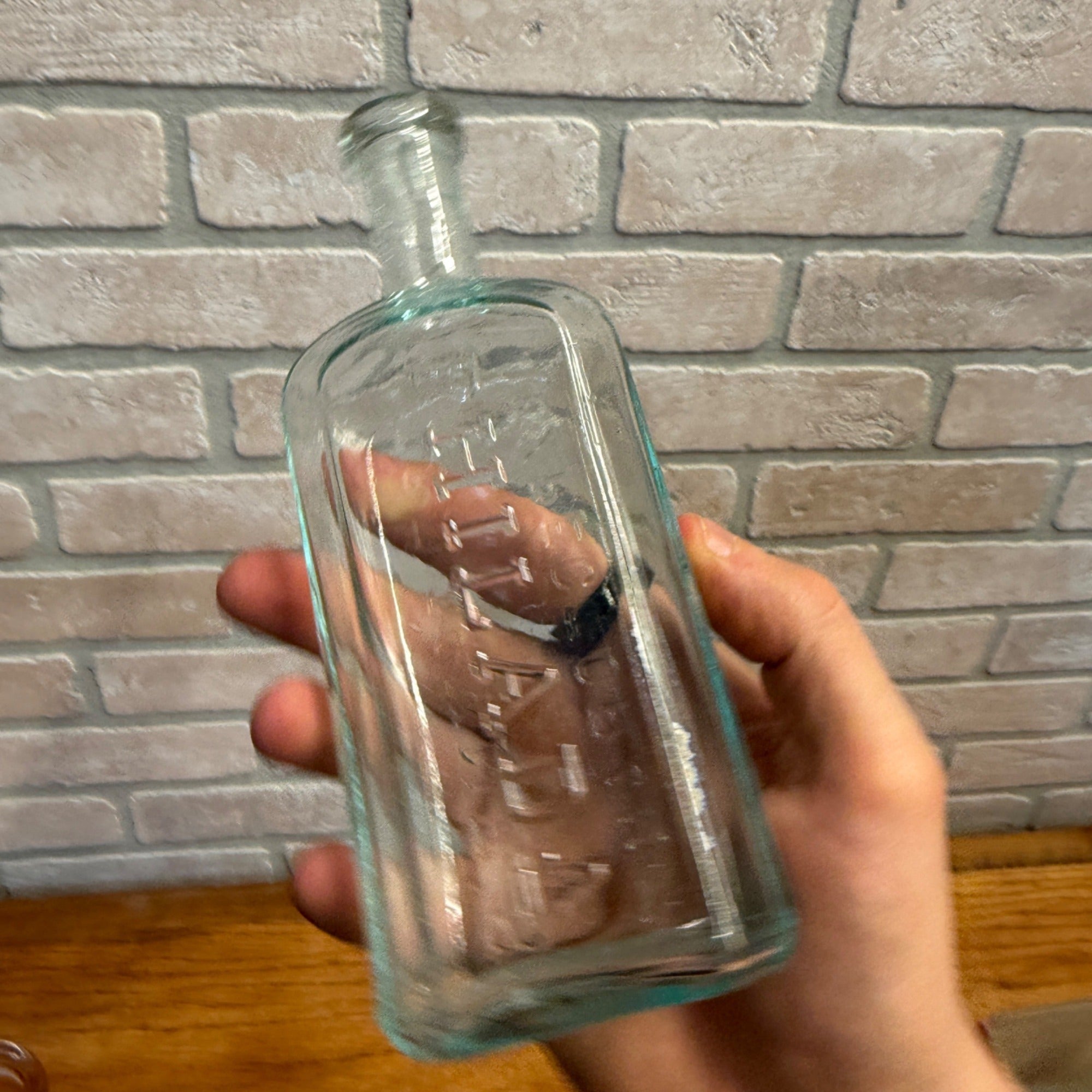 Antique 1900s circa Dr. D. Jayne's Expectorant Philadelphia PA Medicine Bottle Aqua