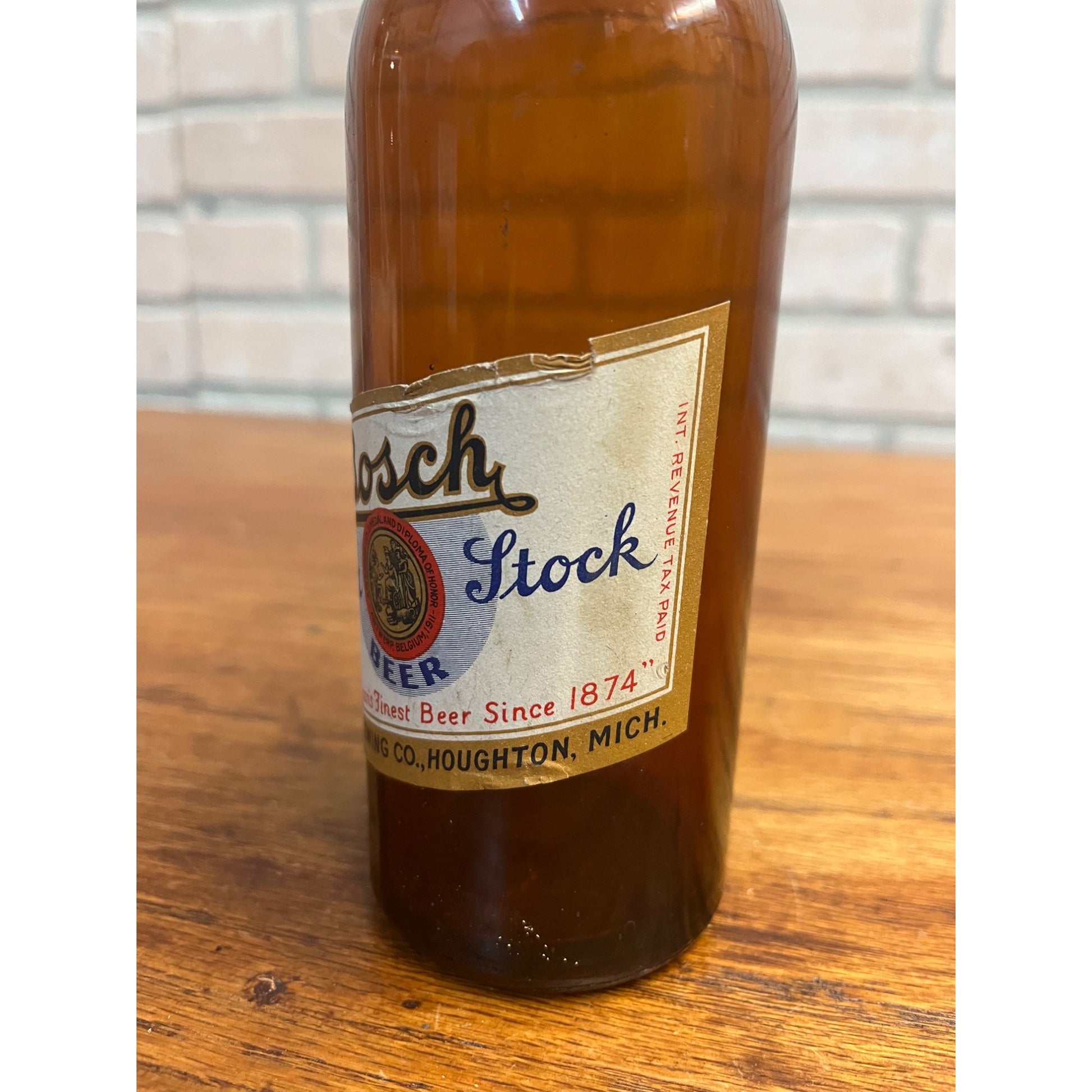 Vintage Bosch Beer Bottle Superior Stock Beer Houghton MI IRTP Label