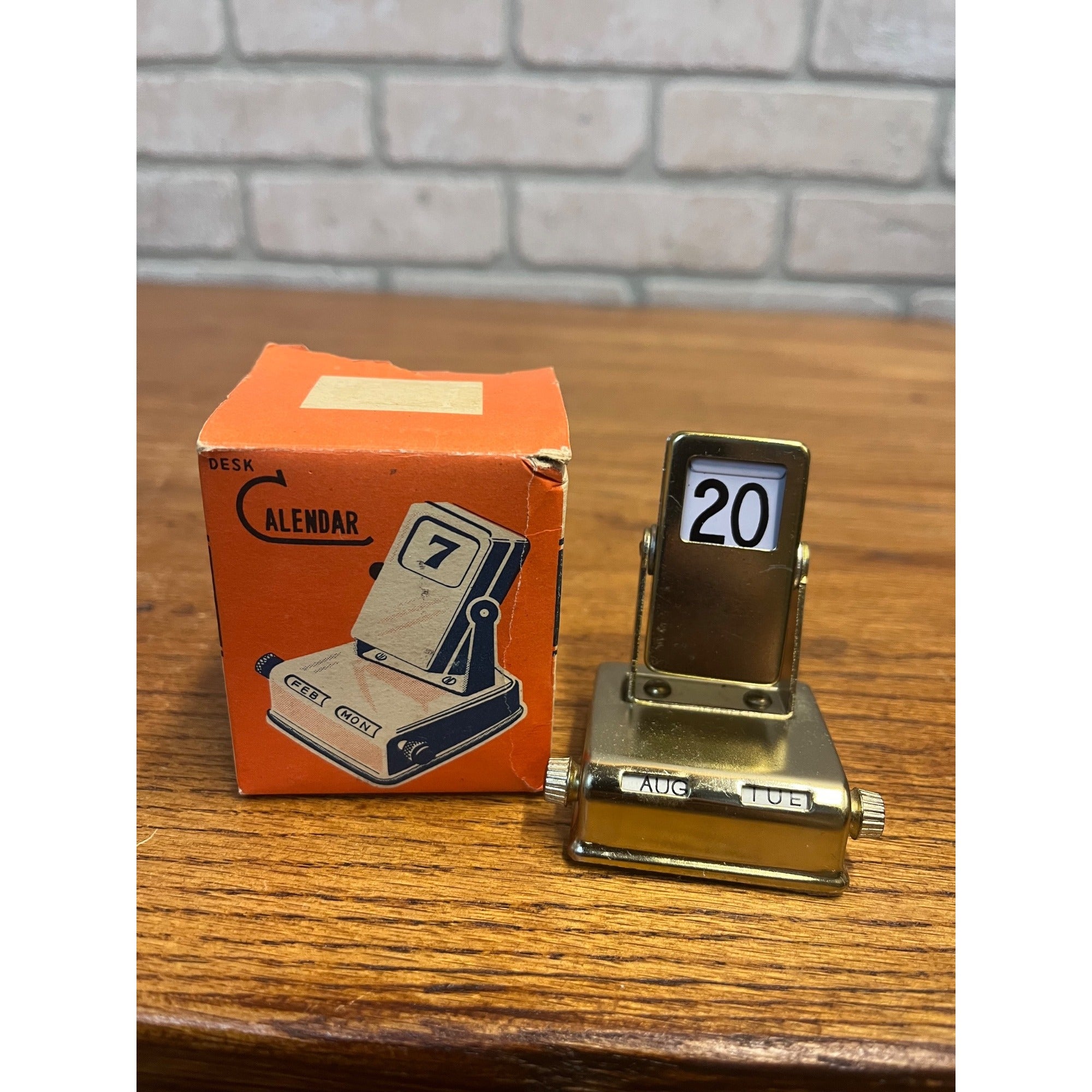 Vintage Perpetual Flip Mechanical Desktop Calendar Brass with Box
