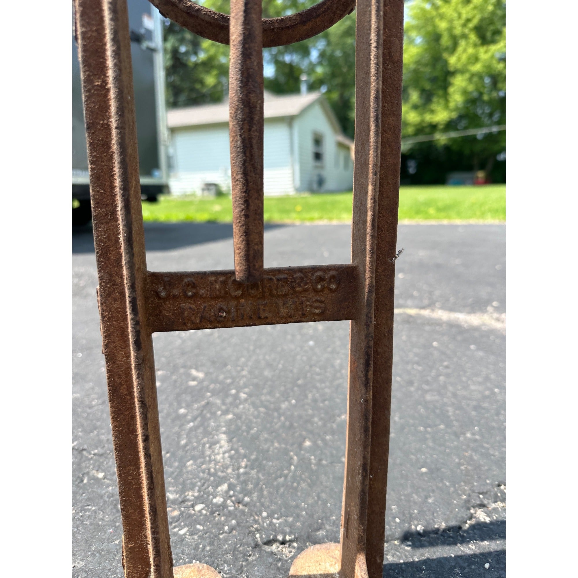 1900s ANTIQUE CAST IRON J.C.MOORE & CO. WAGON JACK STAND RACINE WIS