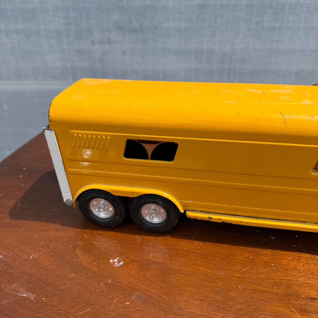 Vintage Ertl Vista Dome Horse Trailer and Semi Truck Red and Yellow