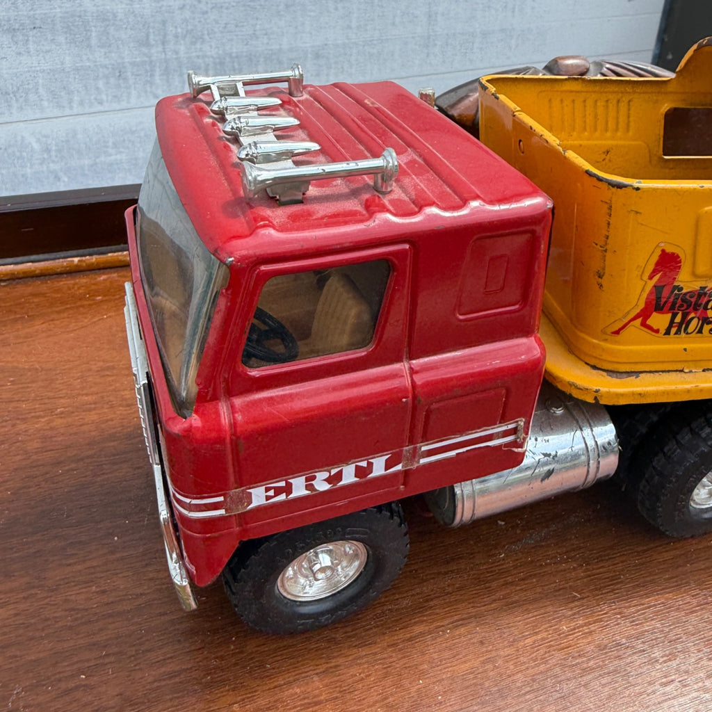 Vintage Ertl Vista Dome Horse Trailer and Semi Truck Red and Yellow