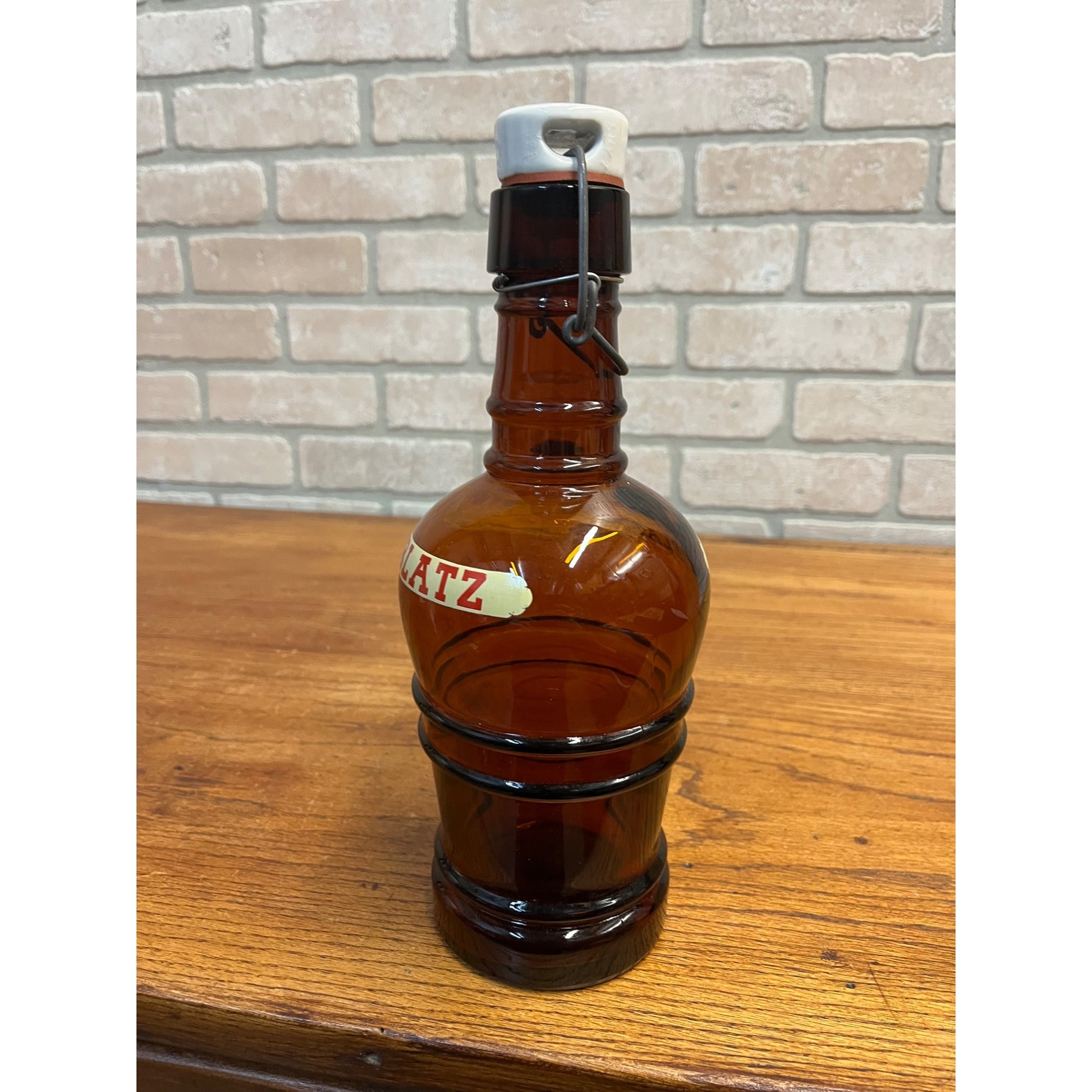 Antique 1900s BLATZ Hotel Beer Bottle Growler w/ Porcelain Stopper Milwaukee